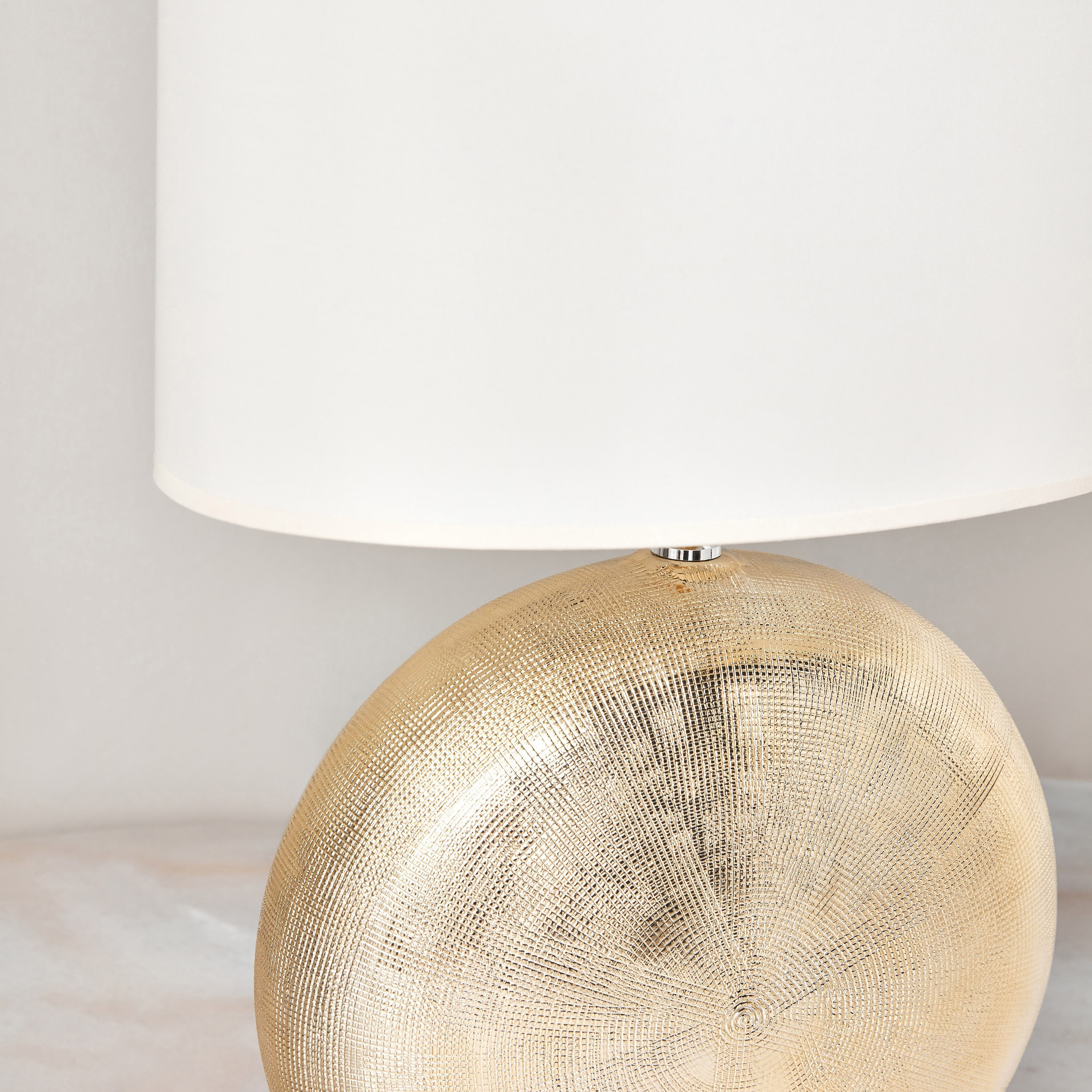 Moskva Ceramic Table Lamp - 52 cm-household-lighting-tableanddesklamps-image-3