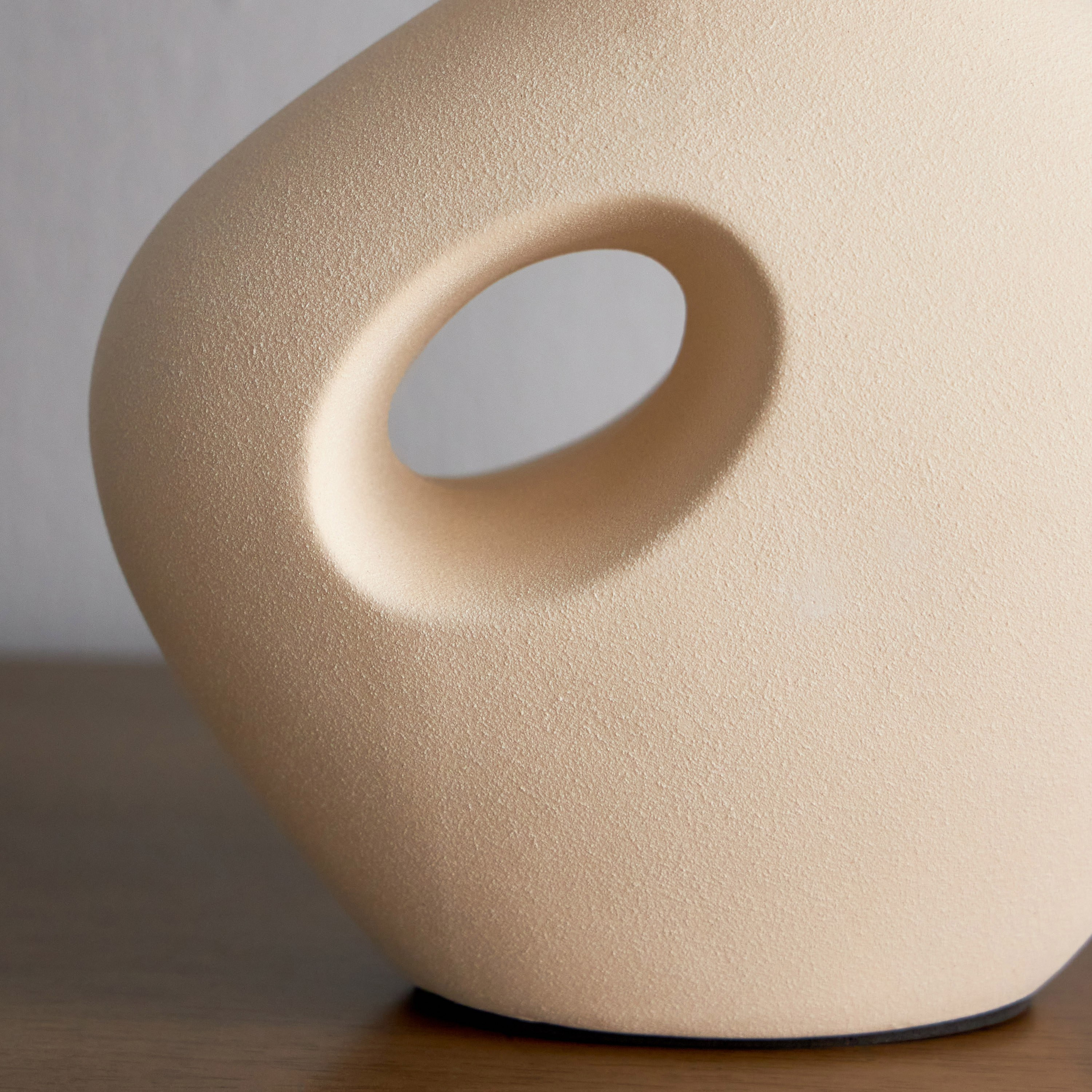 Aspasia Ceramic Table Lamp - 42 cm-household-lighting-tableanddesklamps-image-3