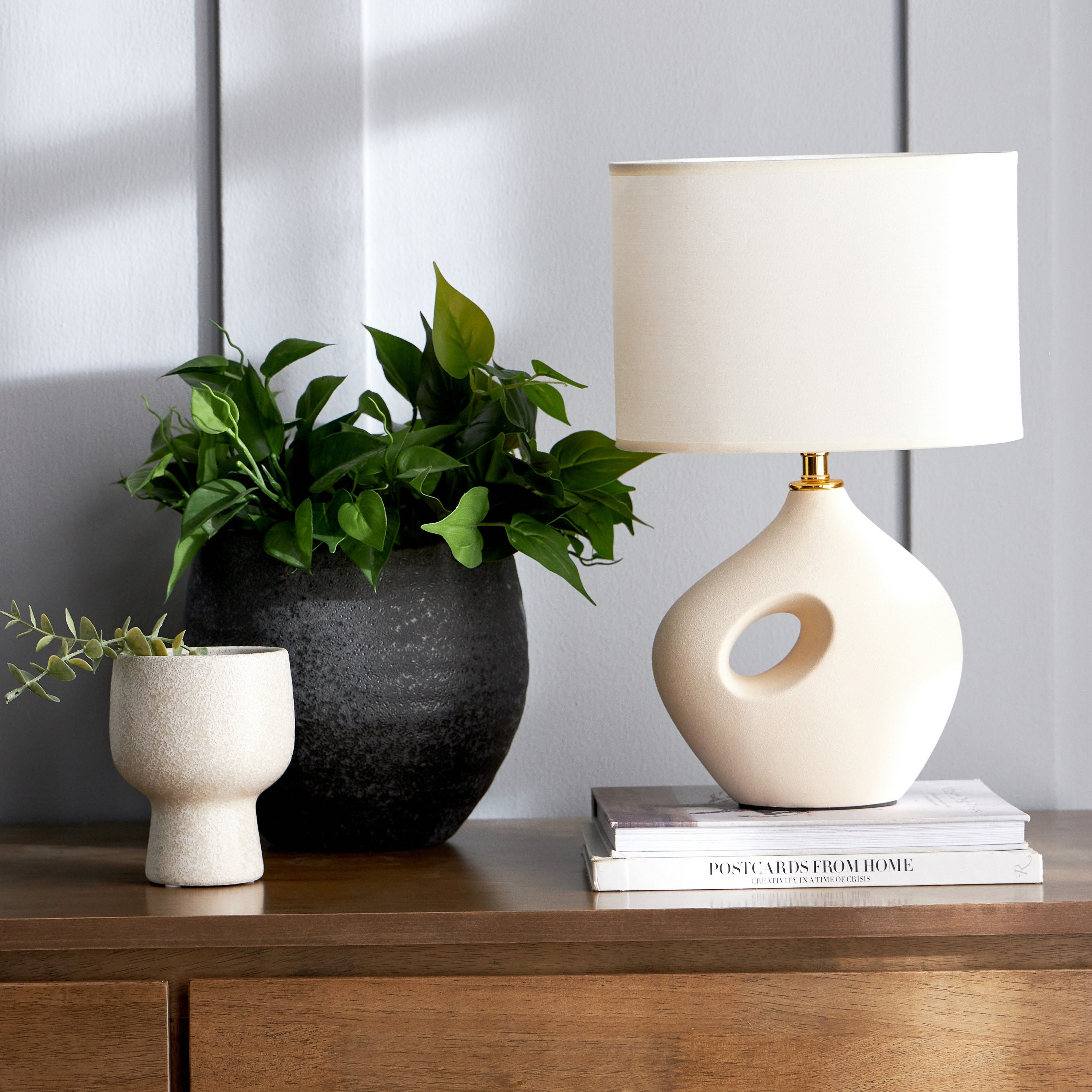 Aspasia Ceramic Table Lamp - 42 cm-household-lighting-tableanddesklamps-image-5