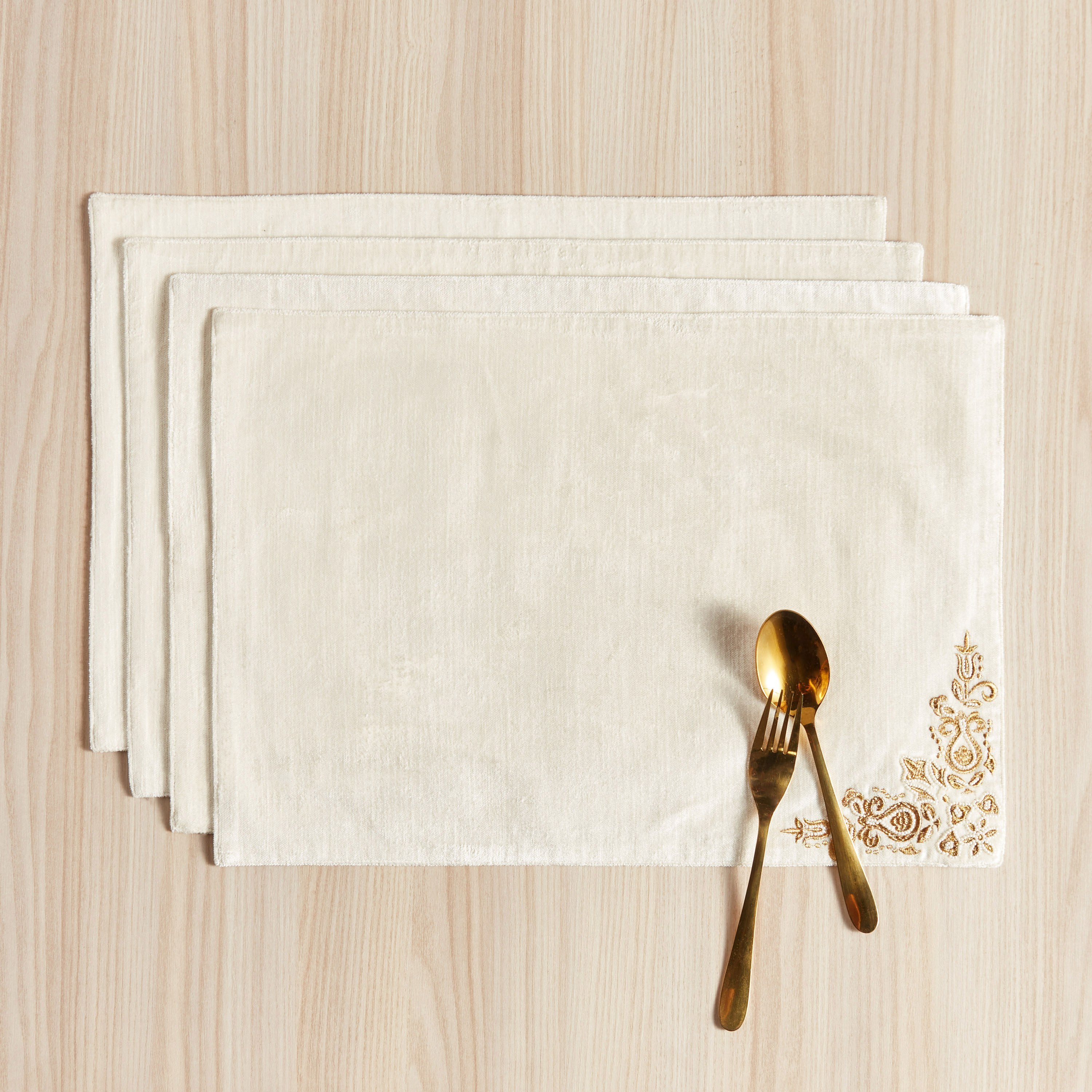 Frey 4-Piece Placemat Set-household-dining-tablelinen-placemats-image-1