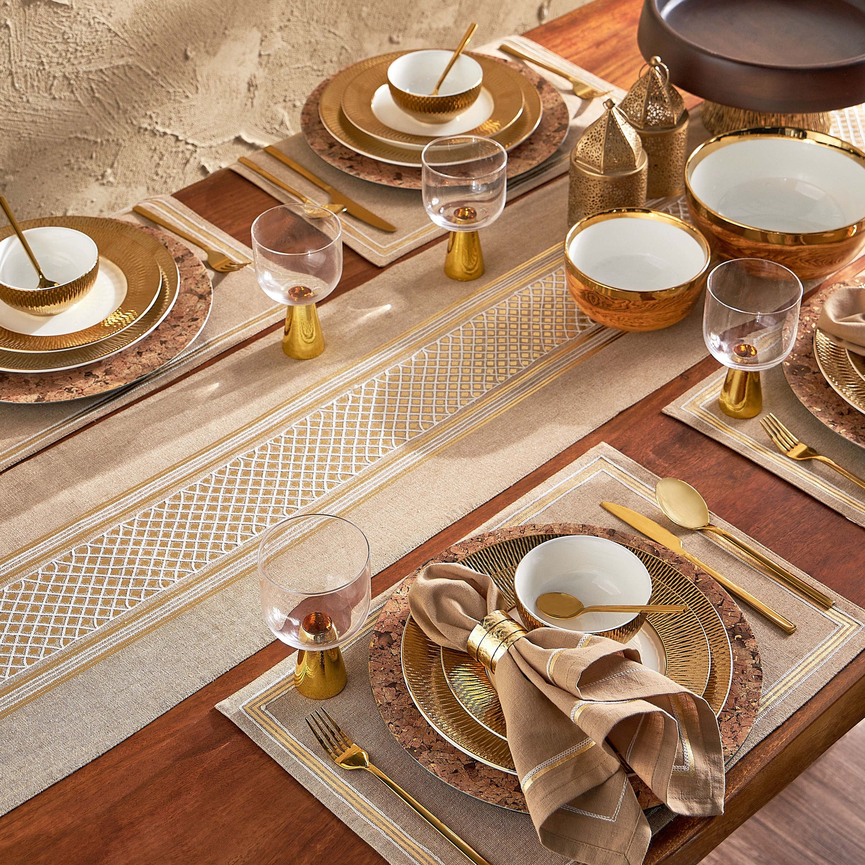 Elaine Runner - 33x120 cm-household-dining-tablelinen-runnersandtablecovers-image-4