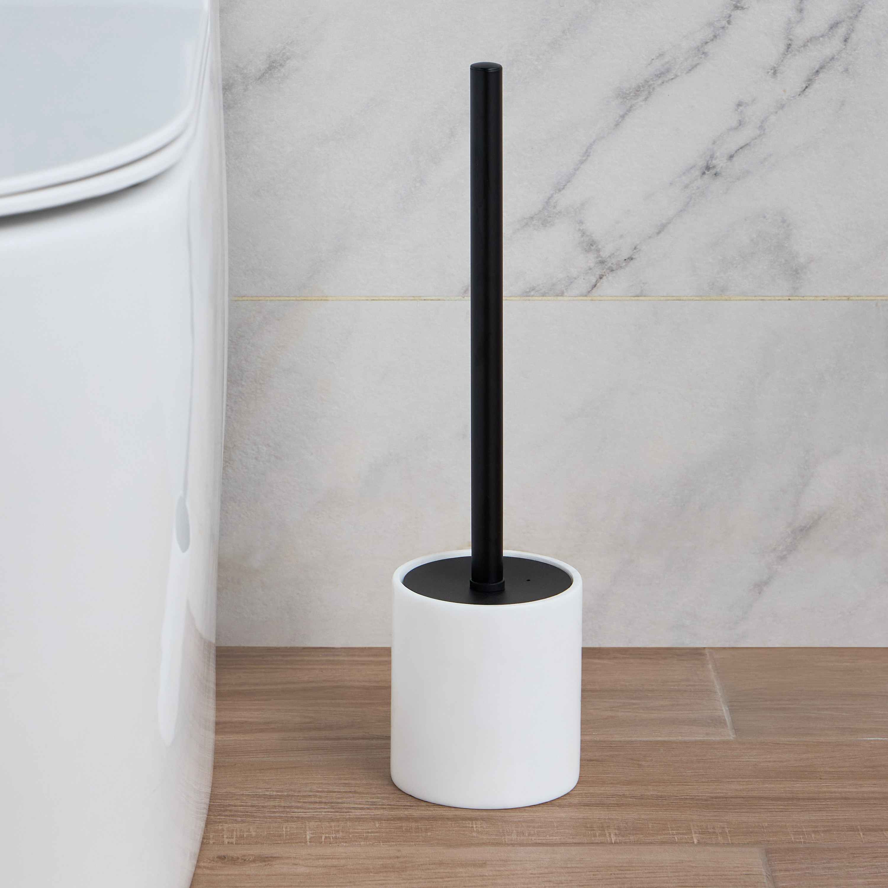 حامل فرشاة حمّام - فولاكاس-household-bathandlaundry-bathaccessories-toiletbrushholders-image-1
