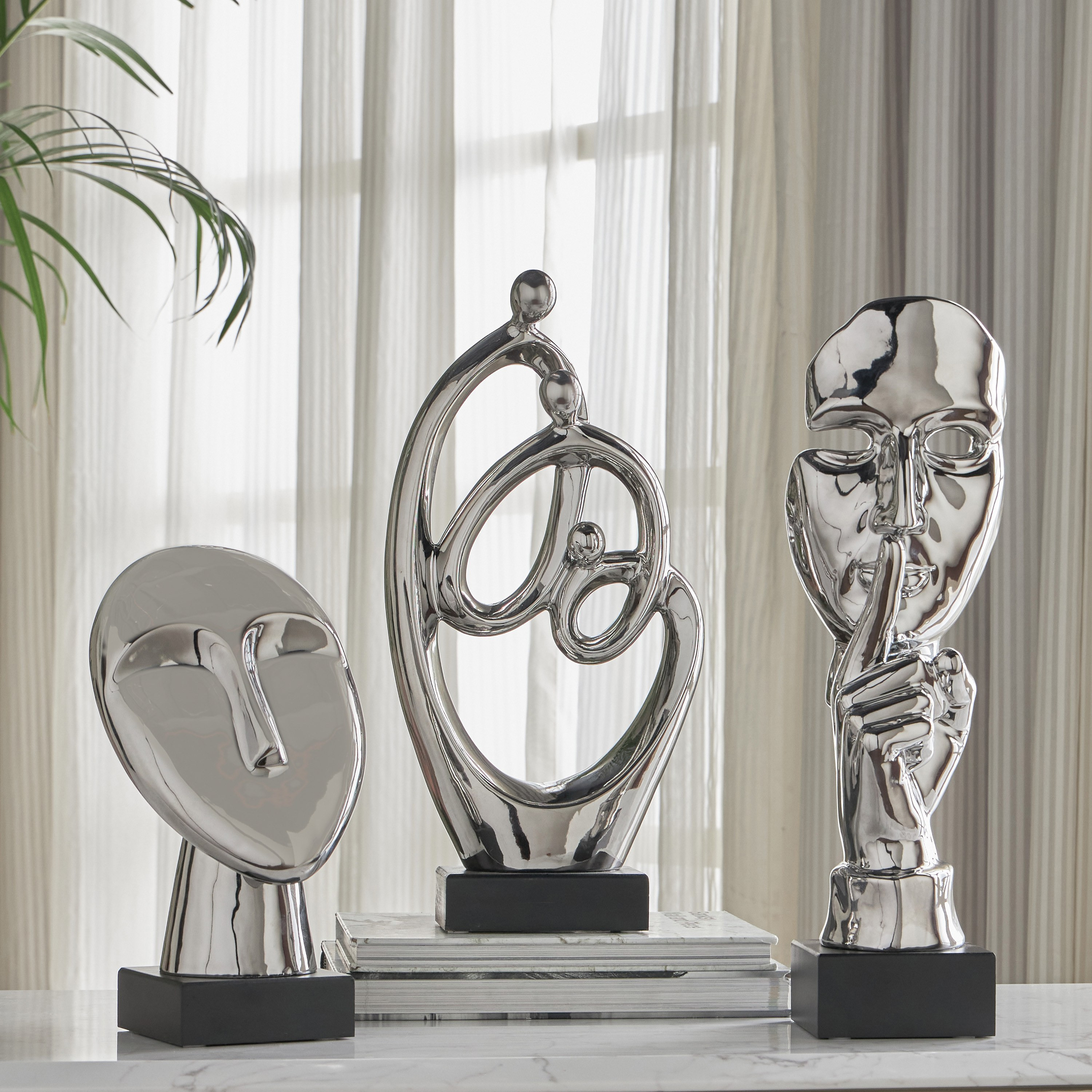 Gezin Abstract Family on Stand Decorative Accent-household-decor-decorativeobjectsandsculptures-image-3
