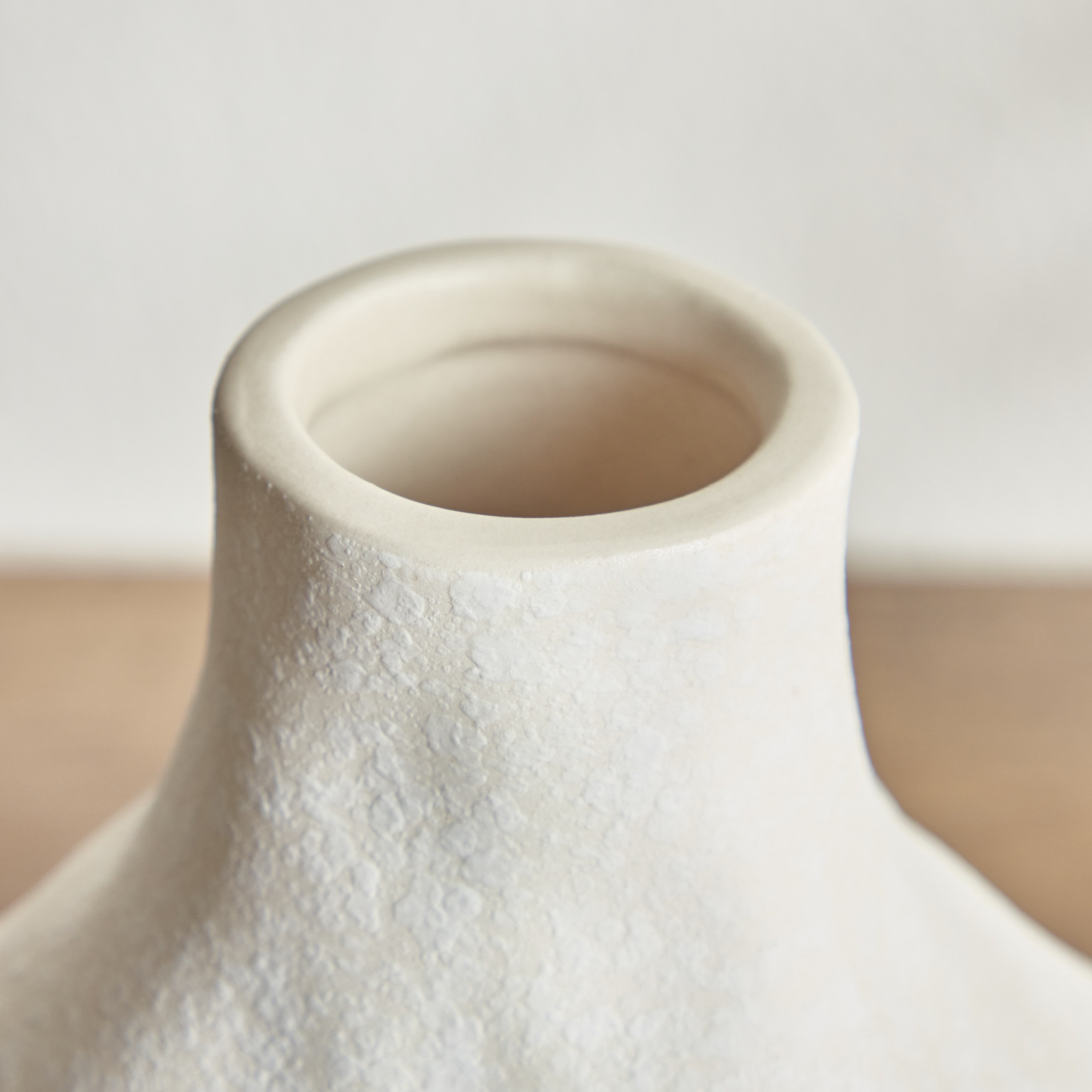 Polo Ceramic Vase - 20 cm-household-decor-vasesandbowls-image-2