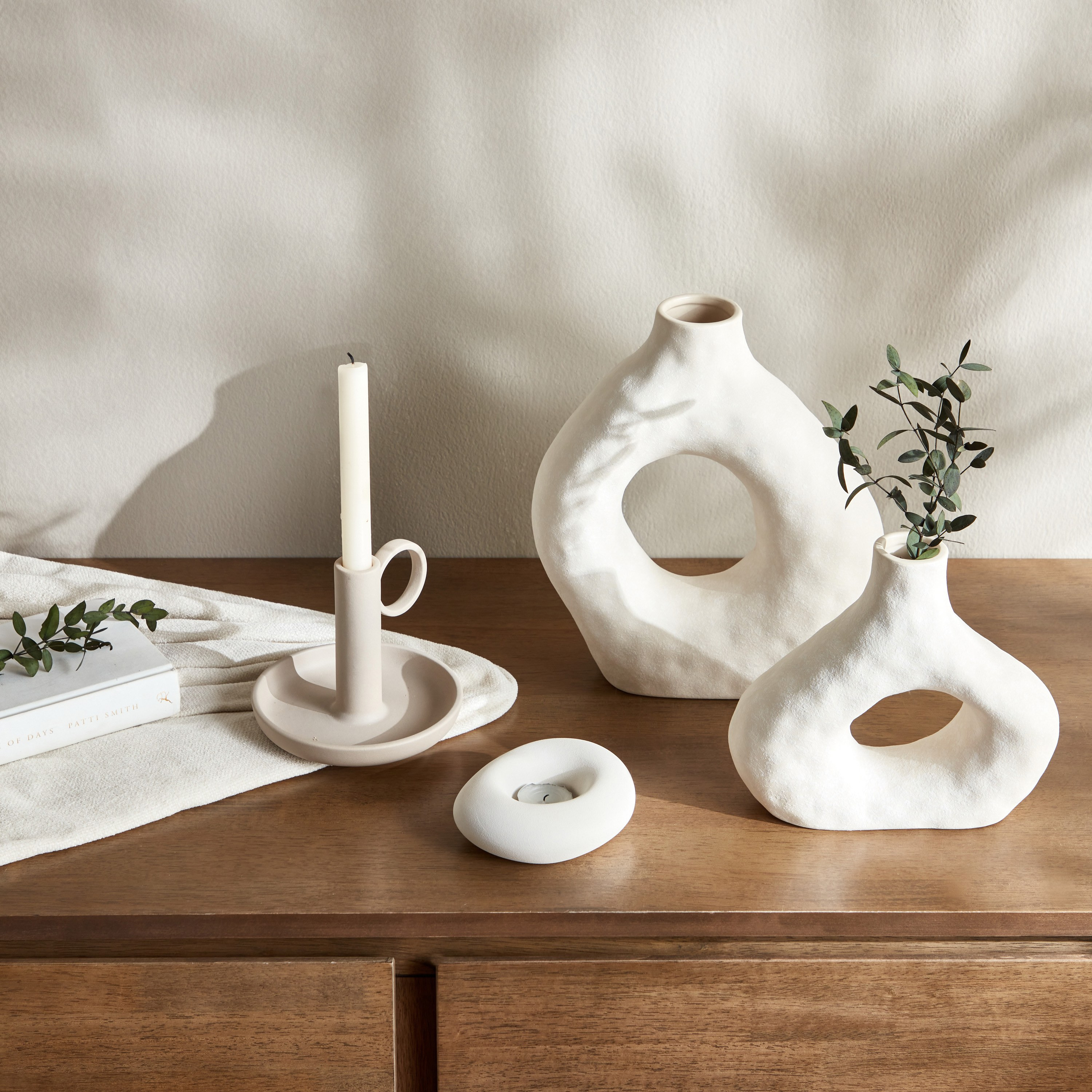 Polo Ceramic Vase - 20 cm-household-decor-vasesandbowls-image-4