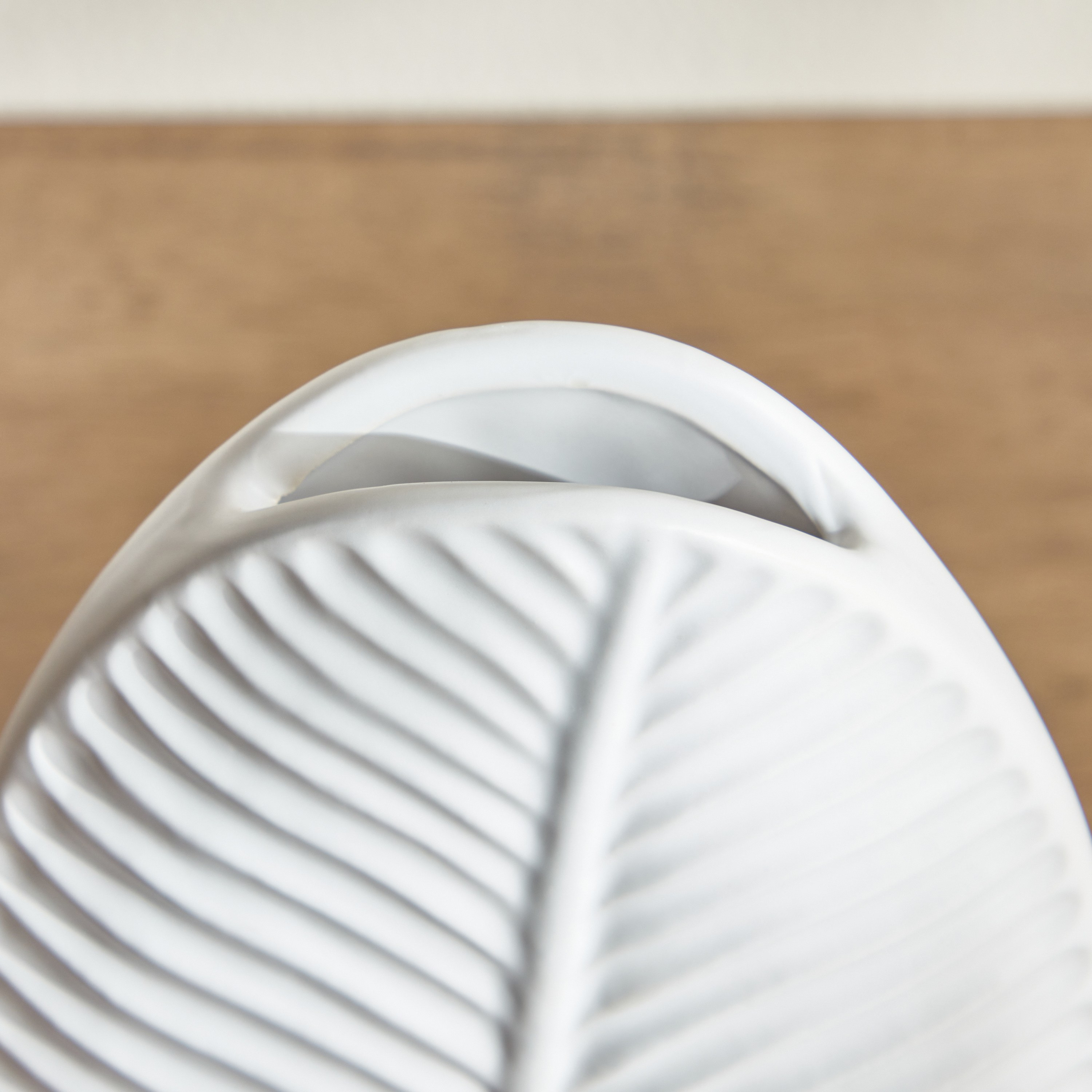 Ribbed Ceramic Vase - 23 cm-household-decor-vasesandbowls-image-2