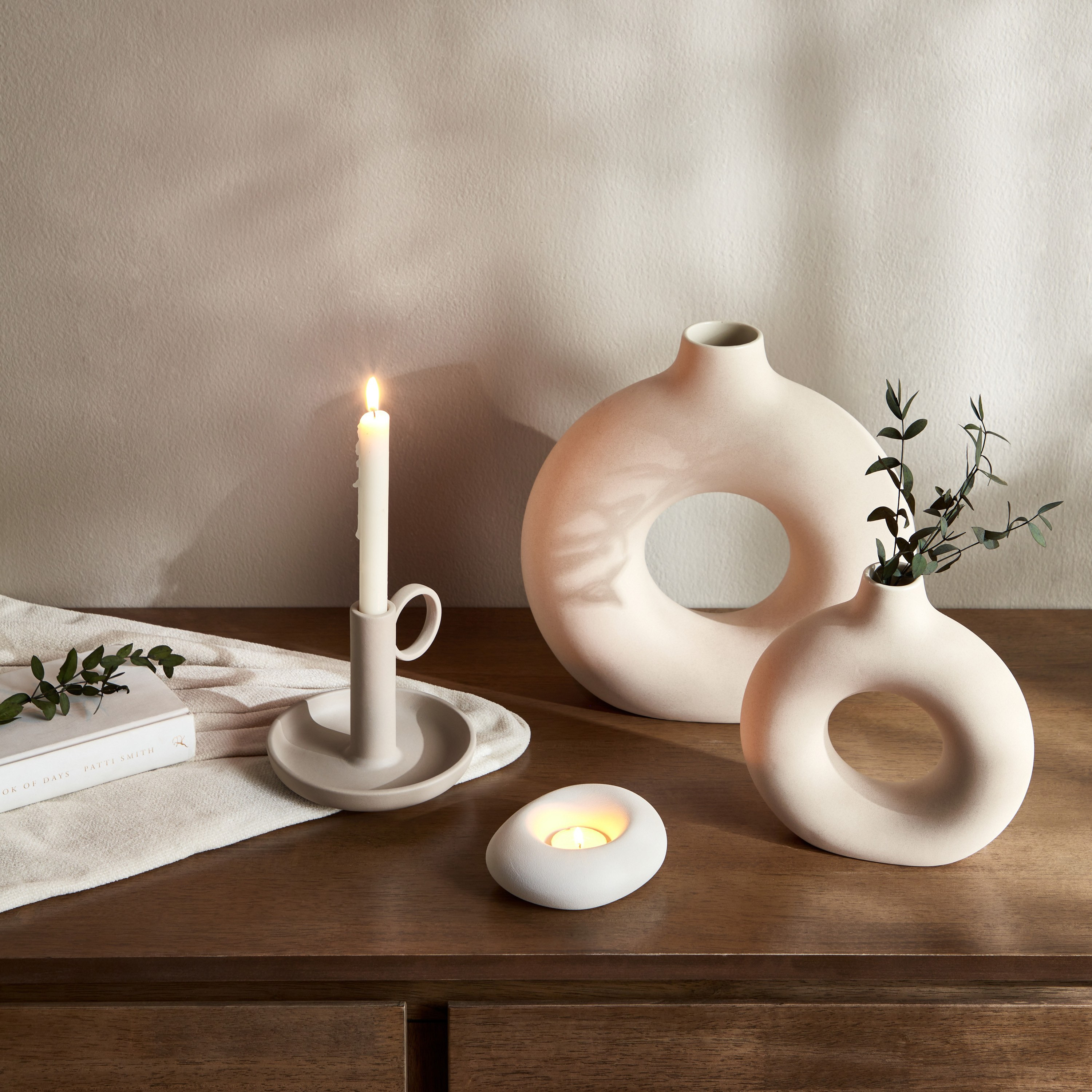 Polo Ceramic Vase - 21 cm-household-decor-vasesandbowls-image-4