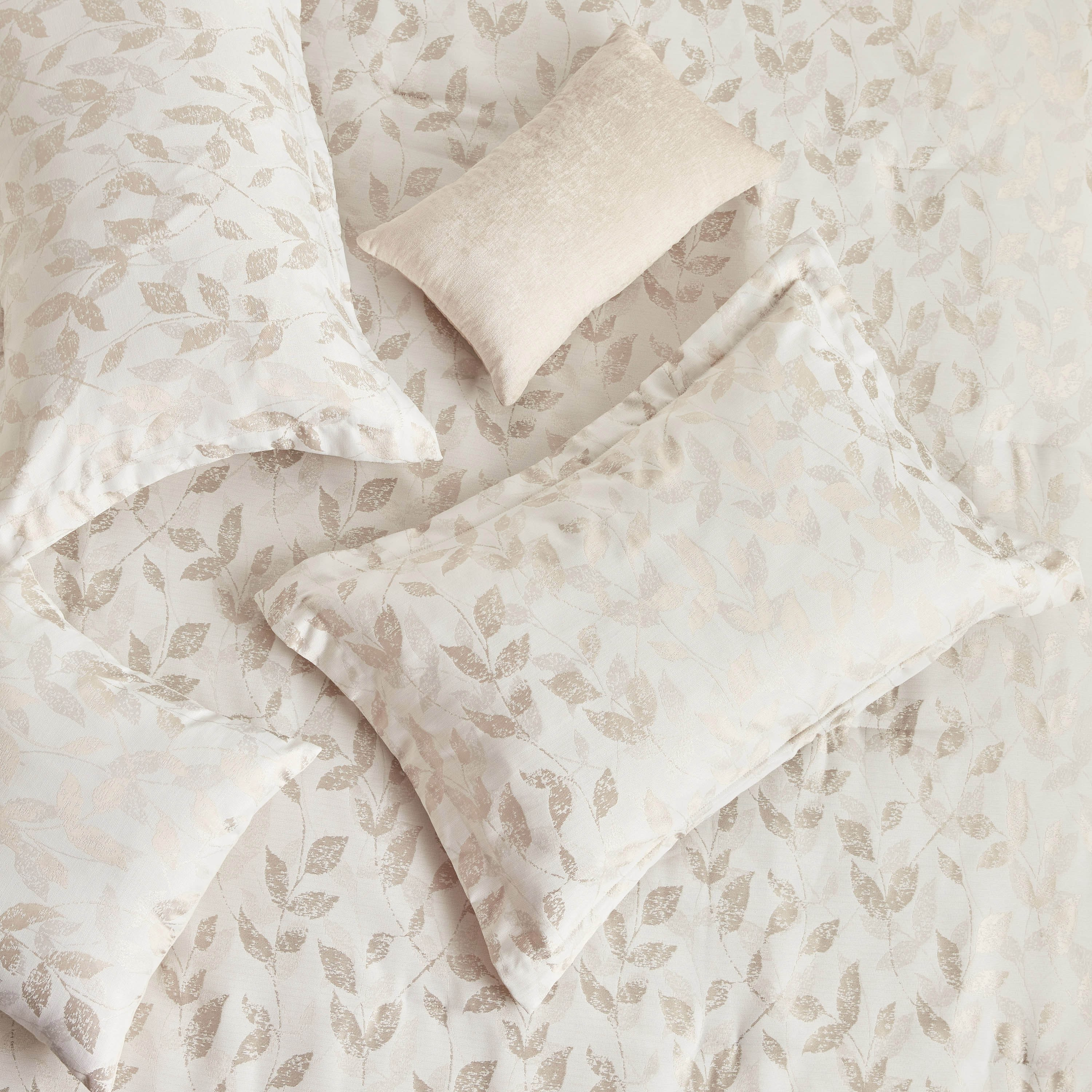 Arthur Chenille Jacquard 6-Piece King Comforter Set - 240x260 cm-household-bedding-comfortersandbedspreads-comforters-image-4