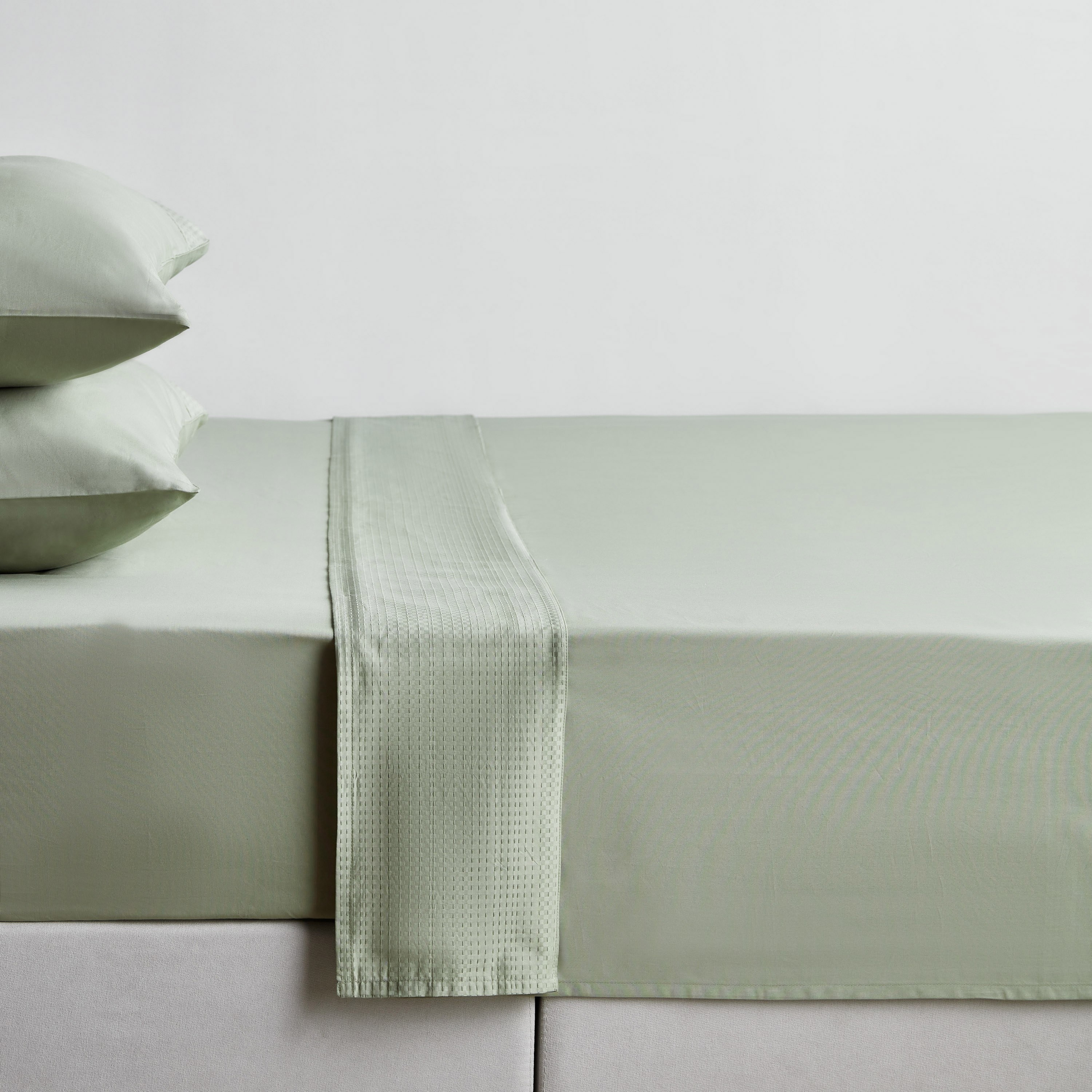شرشف مسطح كوين قطن بيركال بعدد خيوط 325 - إتيرنتي - 180x270 سم-household-bedding-sheetsandpillowcases-flatsheets-image-1