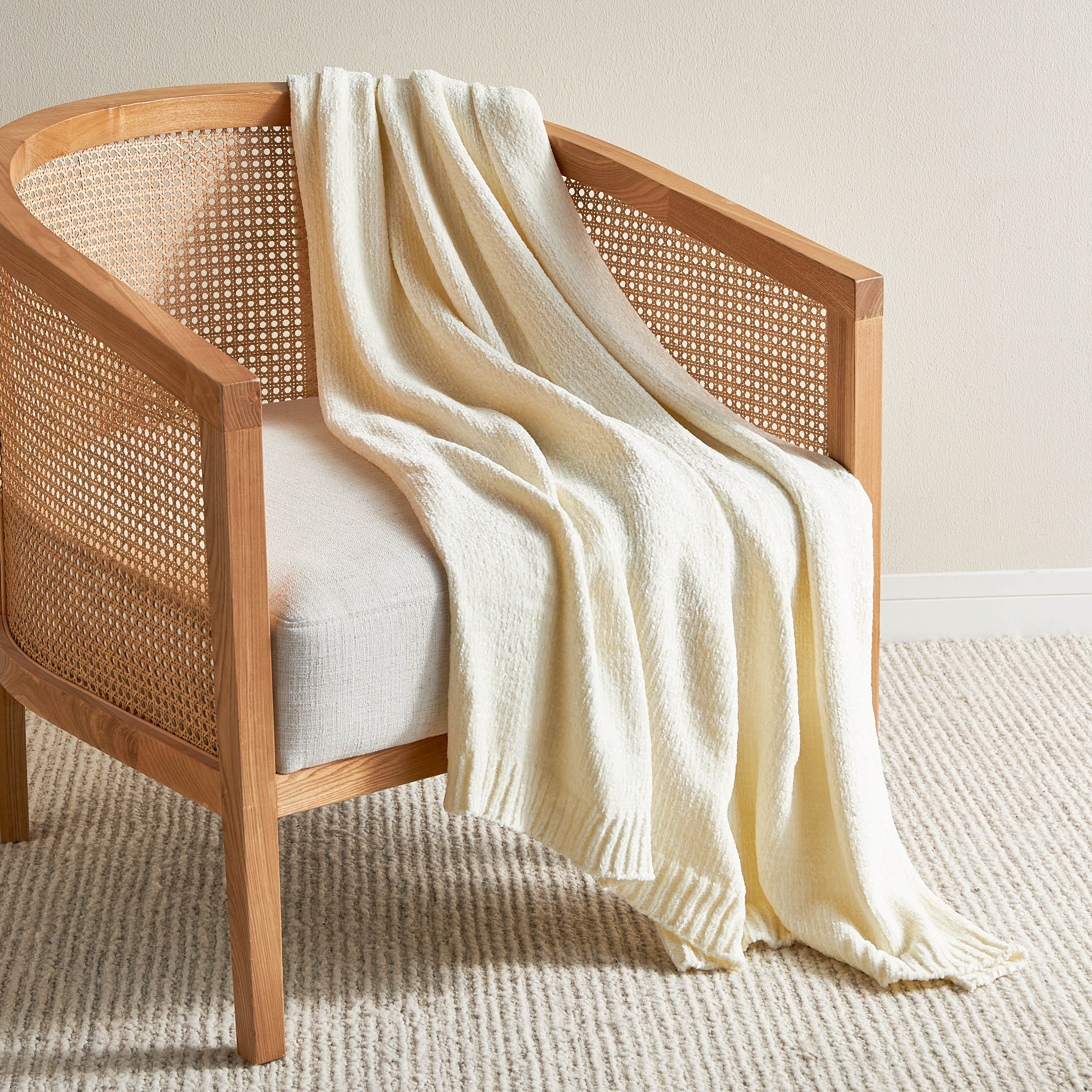 Winston Chenille Throw - 130x170 cm-household-cushionsandthrows-throwsandblankets-throws-image-1
