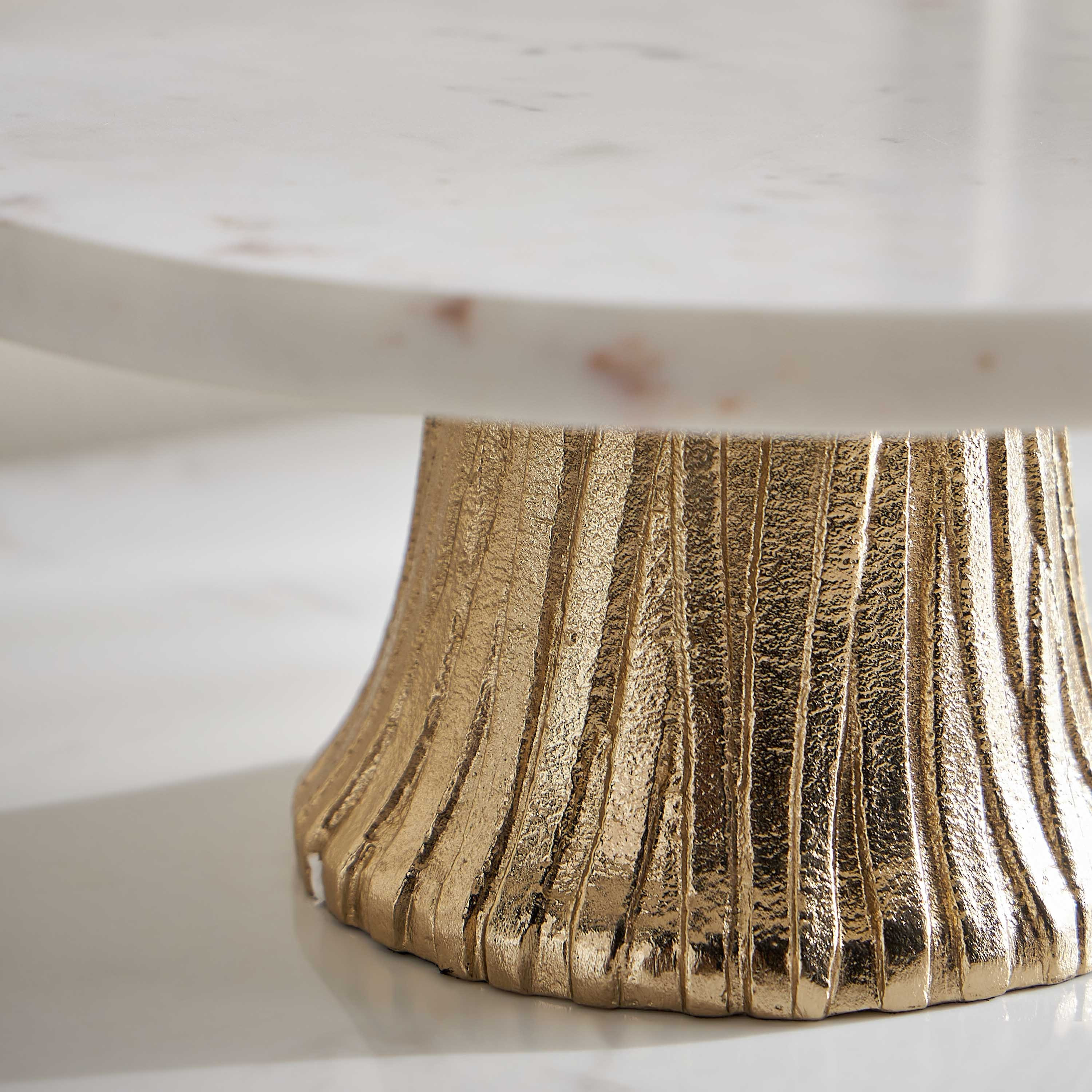 Desert Elegance Cake Stand - 27 cm-household-dining-serveware-cakestands-image-2