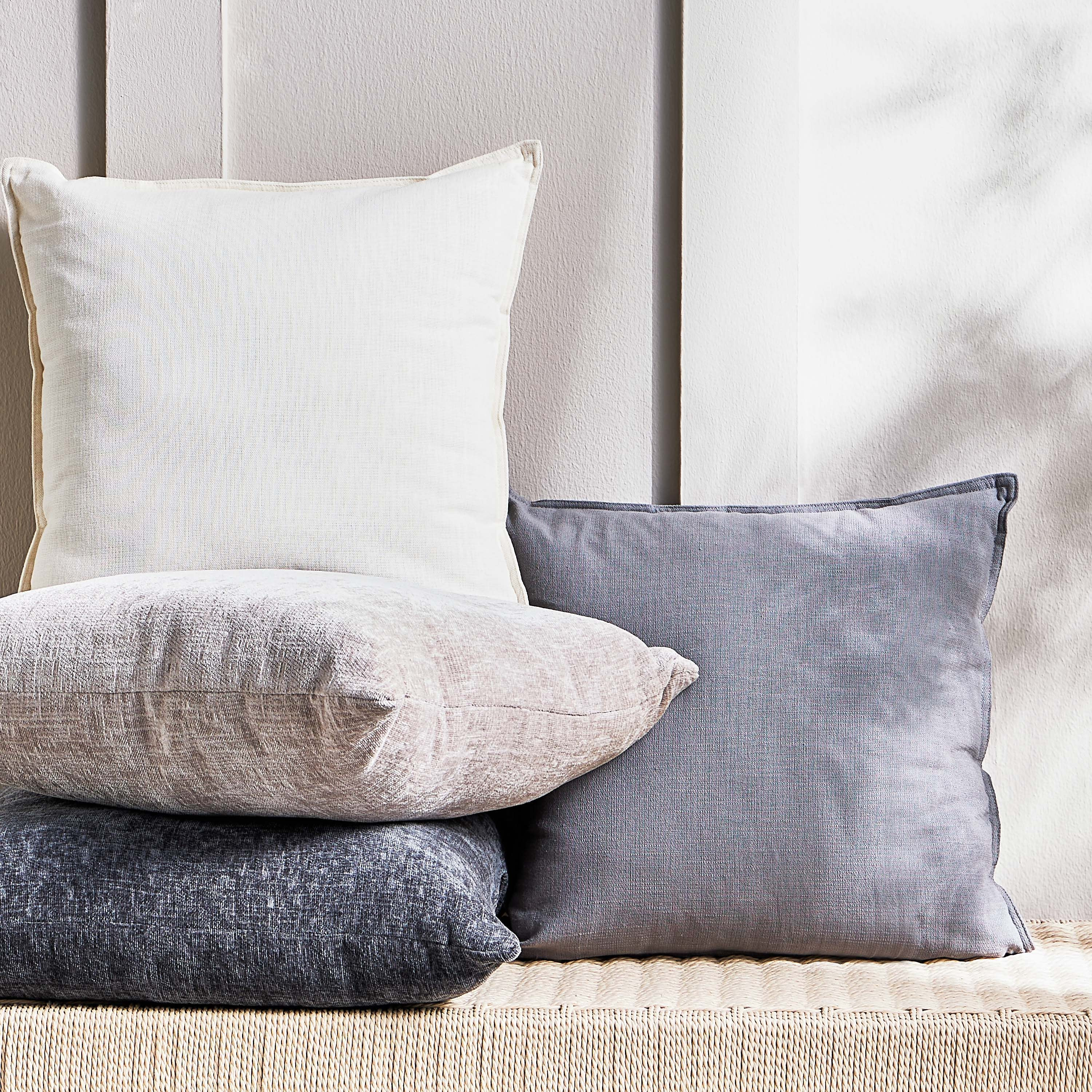 Alee Velvet Chenille Woven 2-Piece Filled Cushion Set - 50x50 cm-household-cushionsandthrows-filledcushions-decorativecushions-image-3