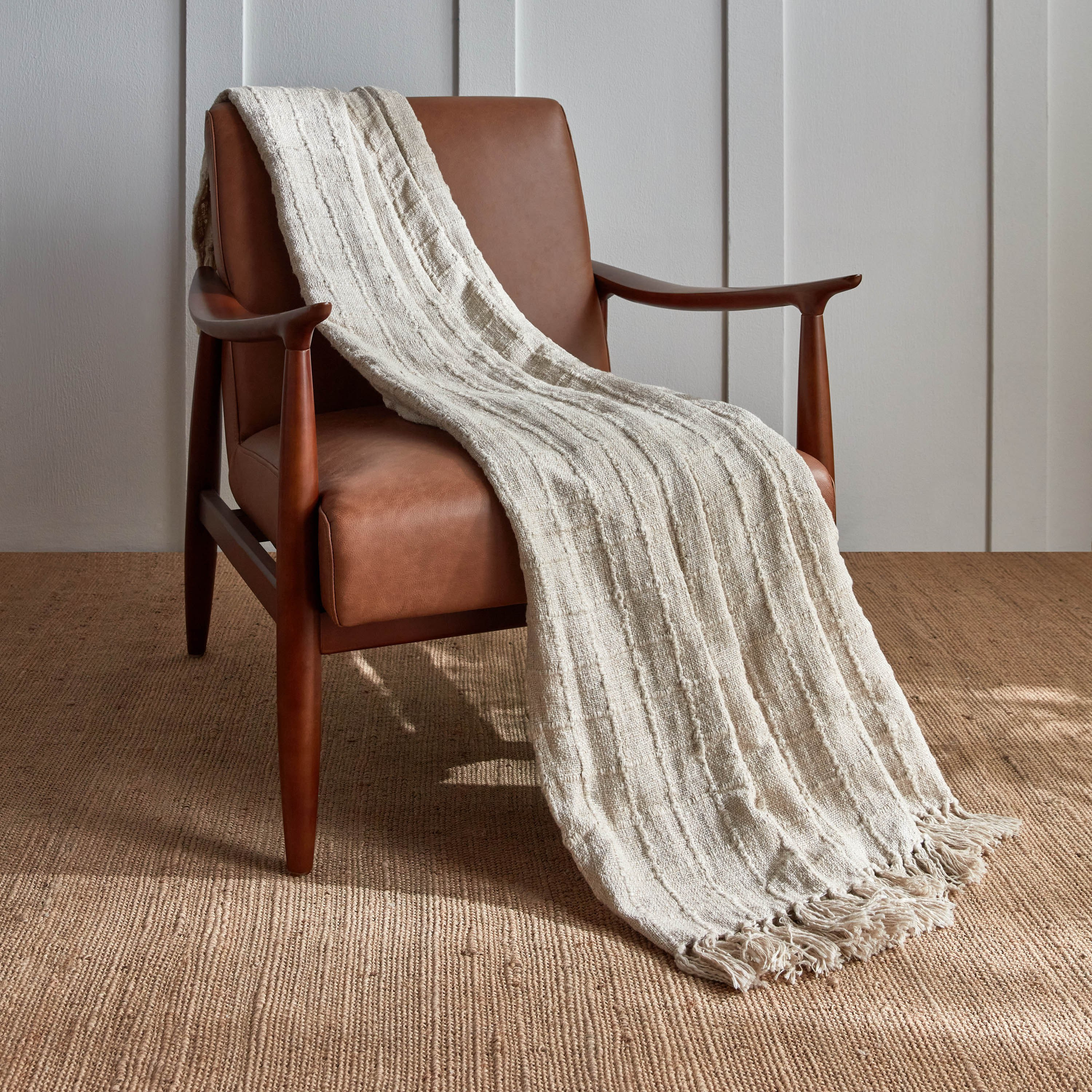 Sultana Linen Throw - 130x170 cm-household-cushionsandthrows-throwsandblankets-throws-image-1