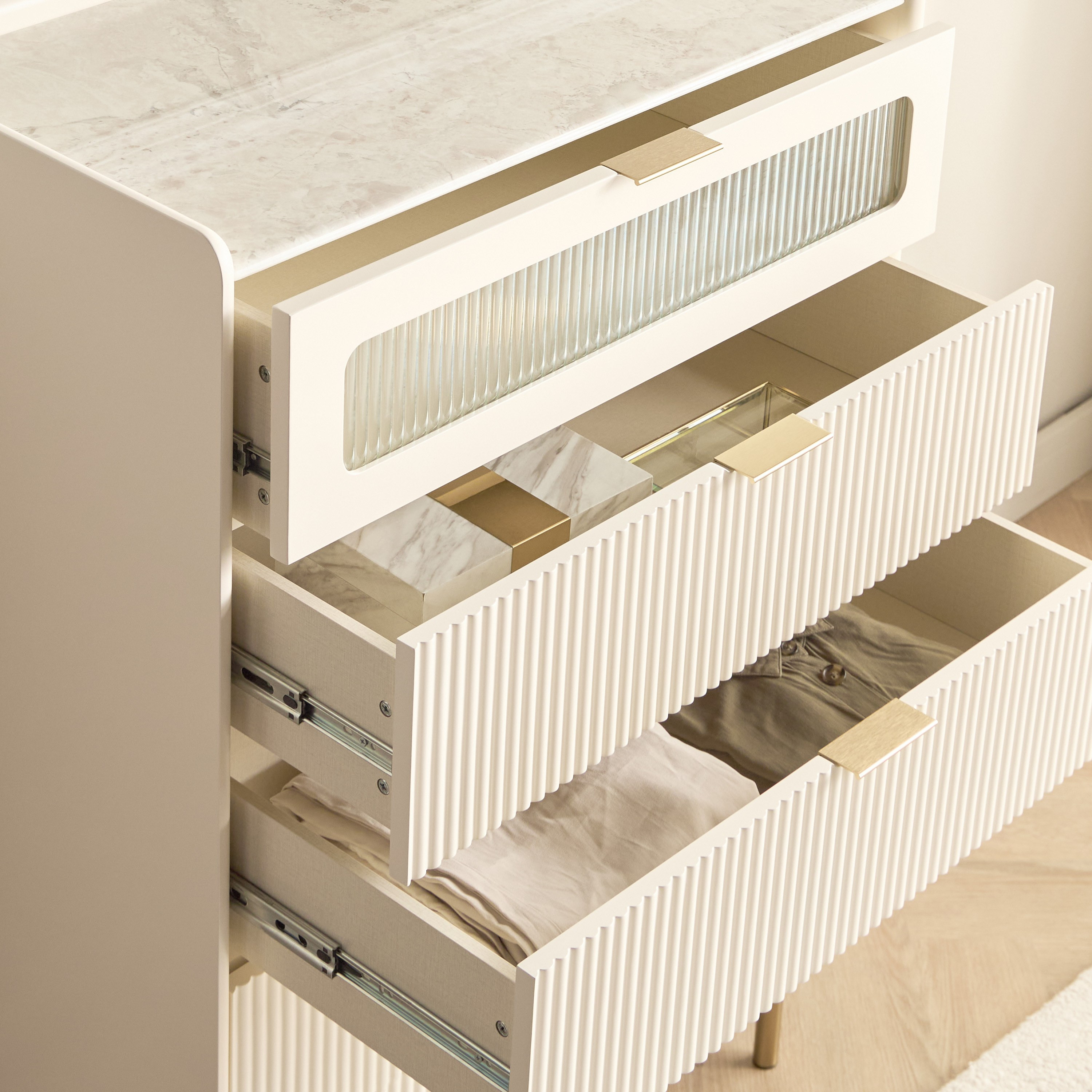 وحدة تخزين 5 أدراج - ميزون-furniture-bedroom-chestofdrawers-image-3