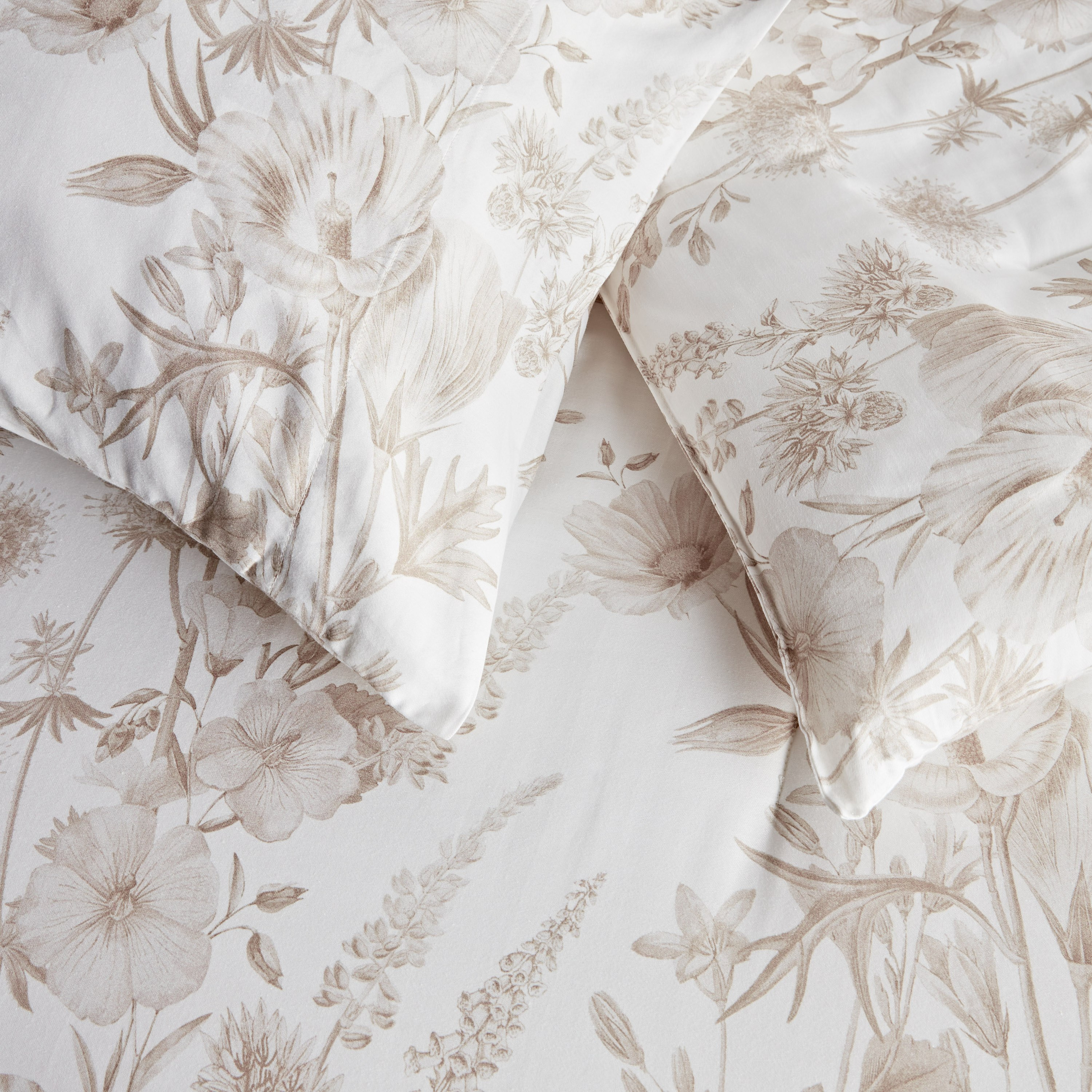 Darcie Cotton Floral Print 200 Thread Count 2-Piece Full Comforter Set - 160x240 cm-household-bedding-comfortersandbedspreads-comforters-image-4