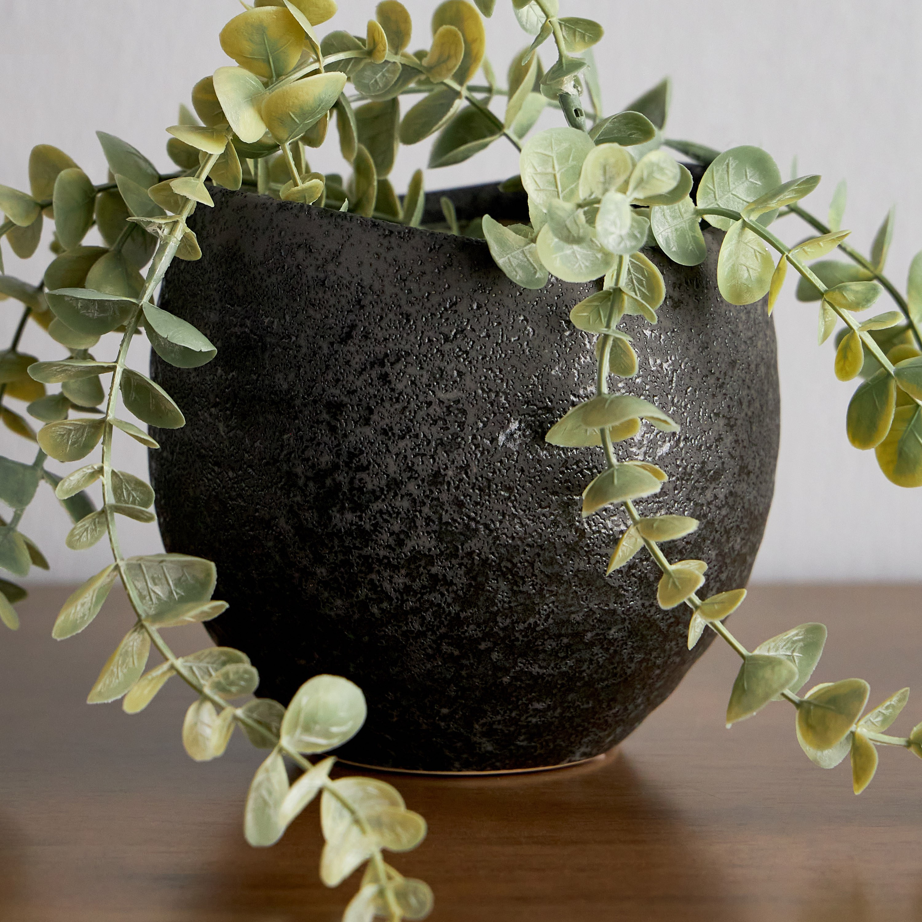 Nord Curve Planter - 14 cm-household-gardenandoutdoor-potsandplanters-planters-image-1