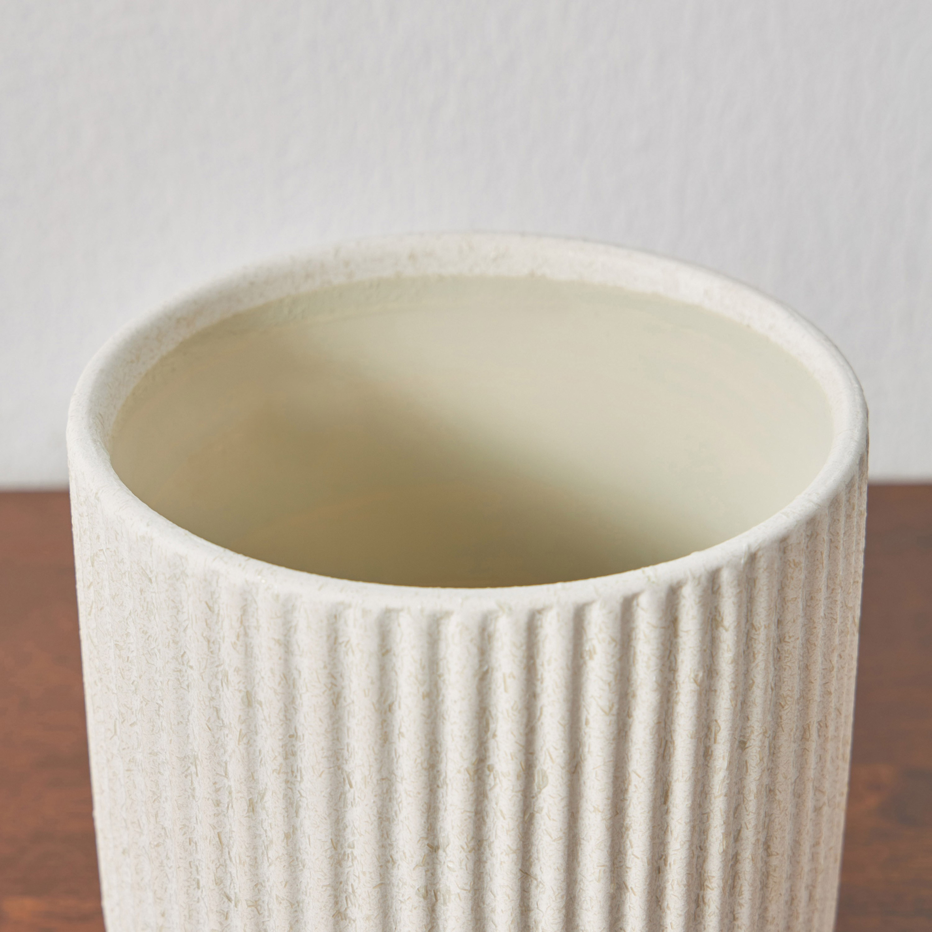 Stucco Ribbed Ceramic Planter - 13 cm-household-gardenandoutdoor-potsandplanters-planters-image-3