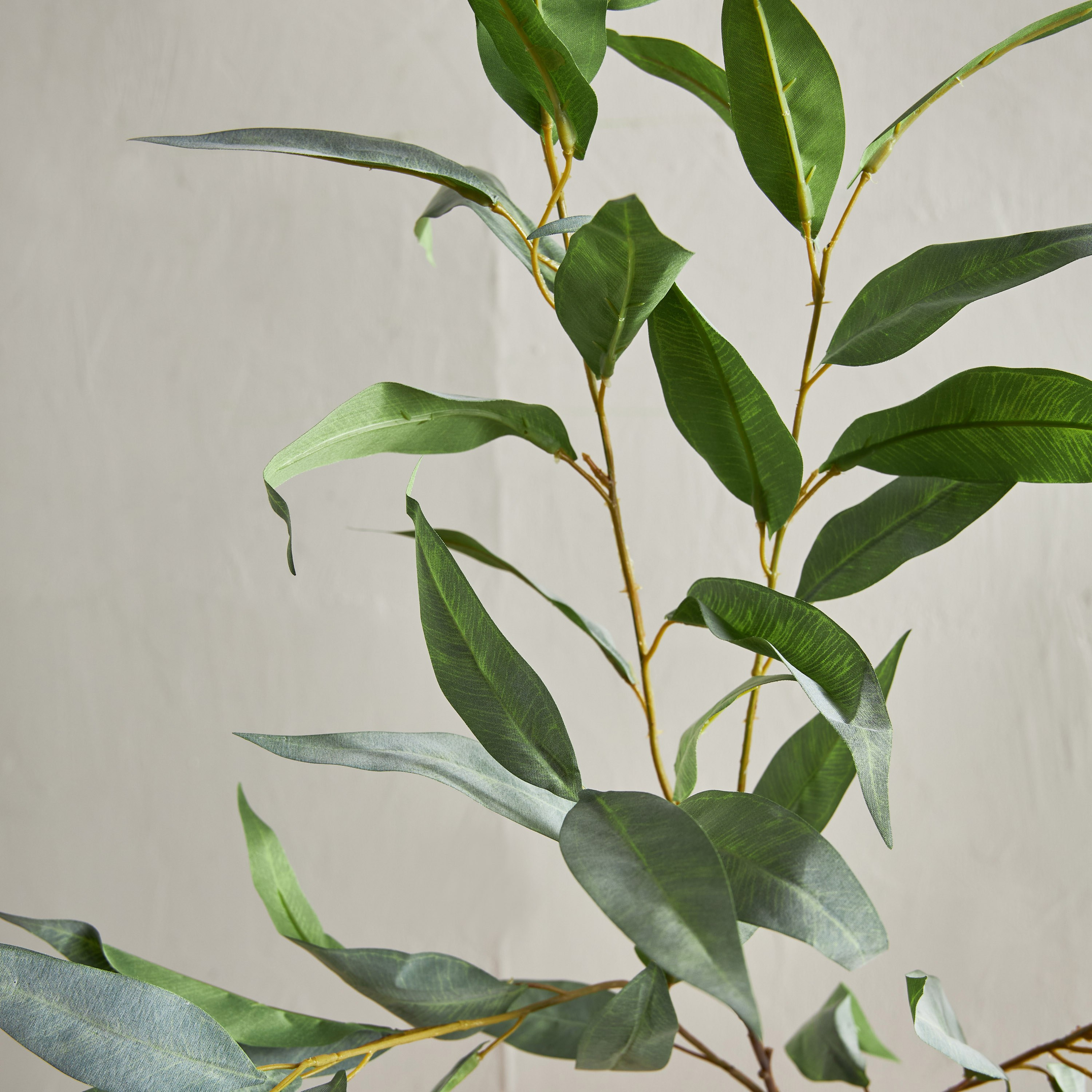 Sprig Long Leaf Eucalyptus Branchlet - 42 cm-household-gardenandoutdoor-artificialflowersandplants-fillers-image-2