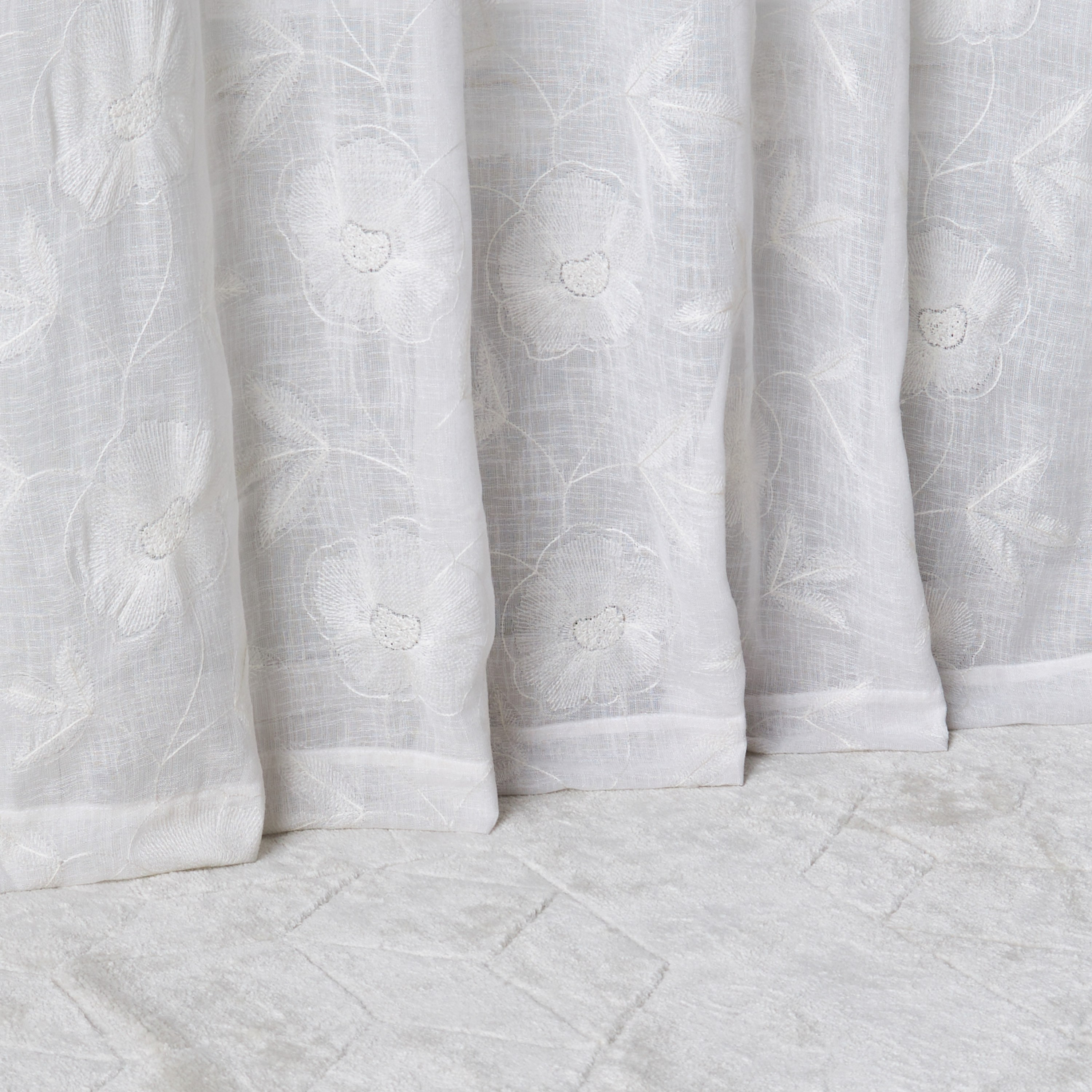 ستارة شفافة - هني كومب - 130x300 سم-household-windows-curtains-image-3