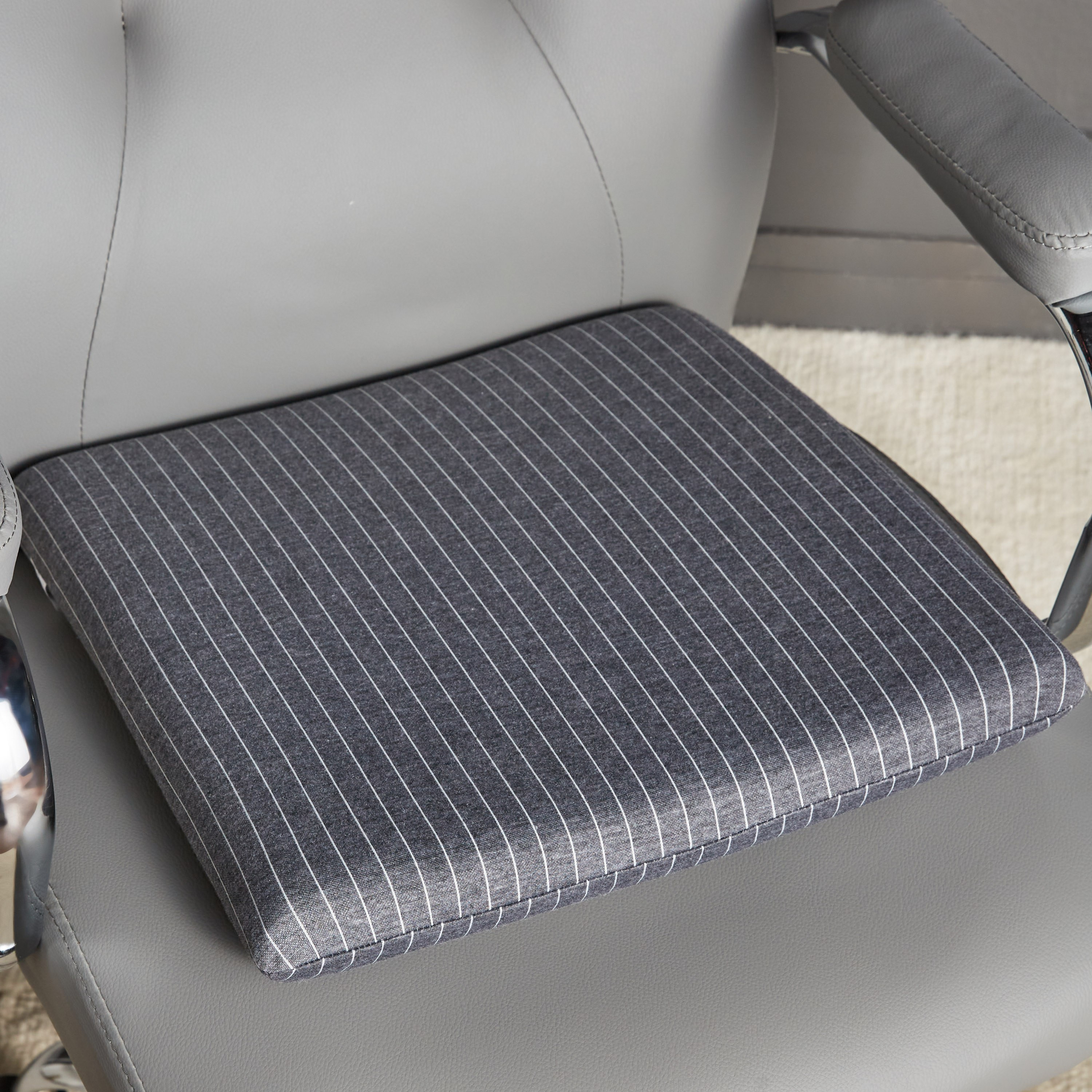 Saya Chair Pad - 40x40 cm-household-cushionsandthrows-chairpads-image-1