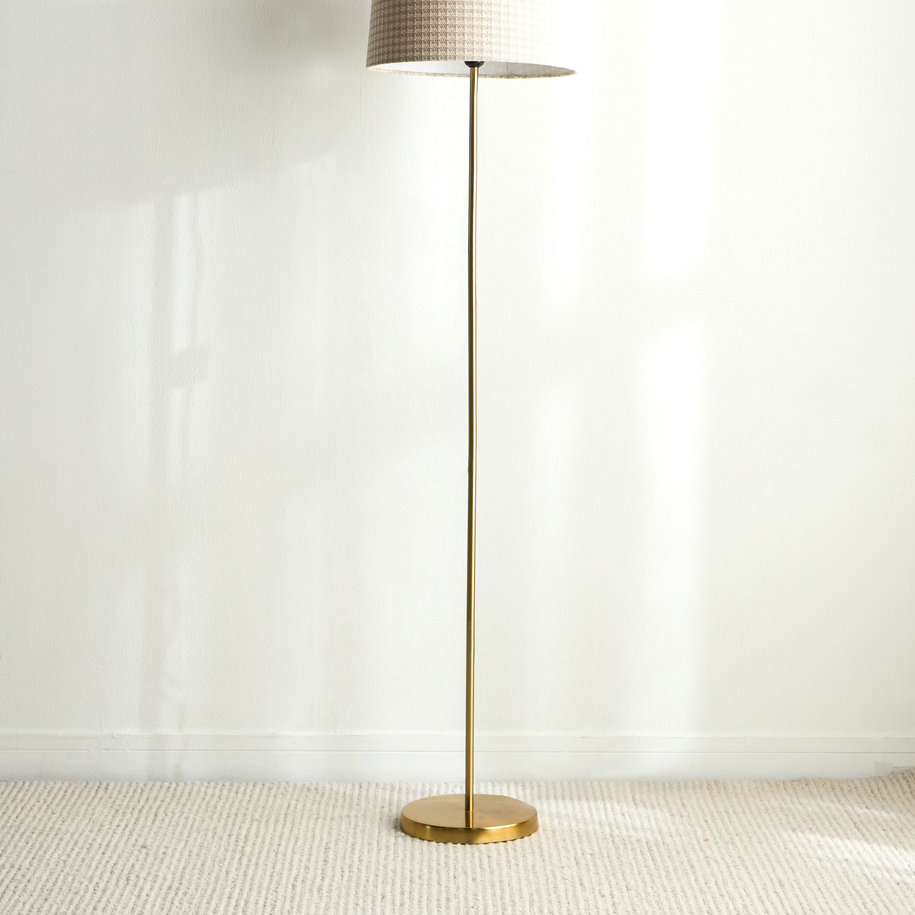 Sm home floor deals lamp