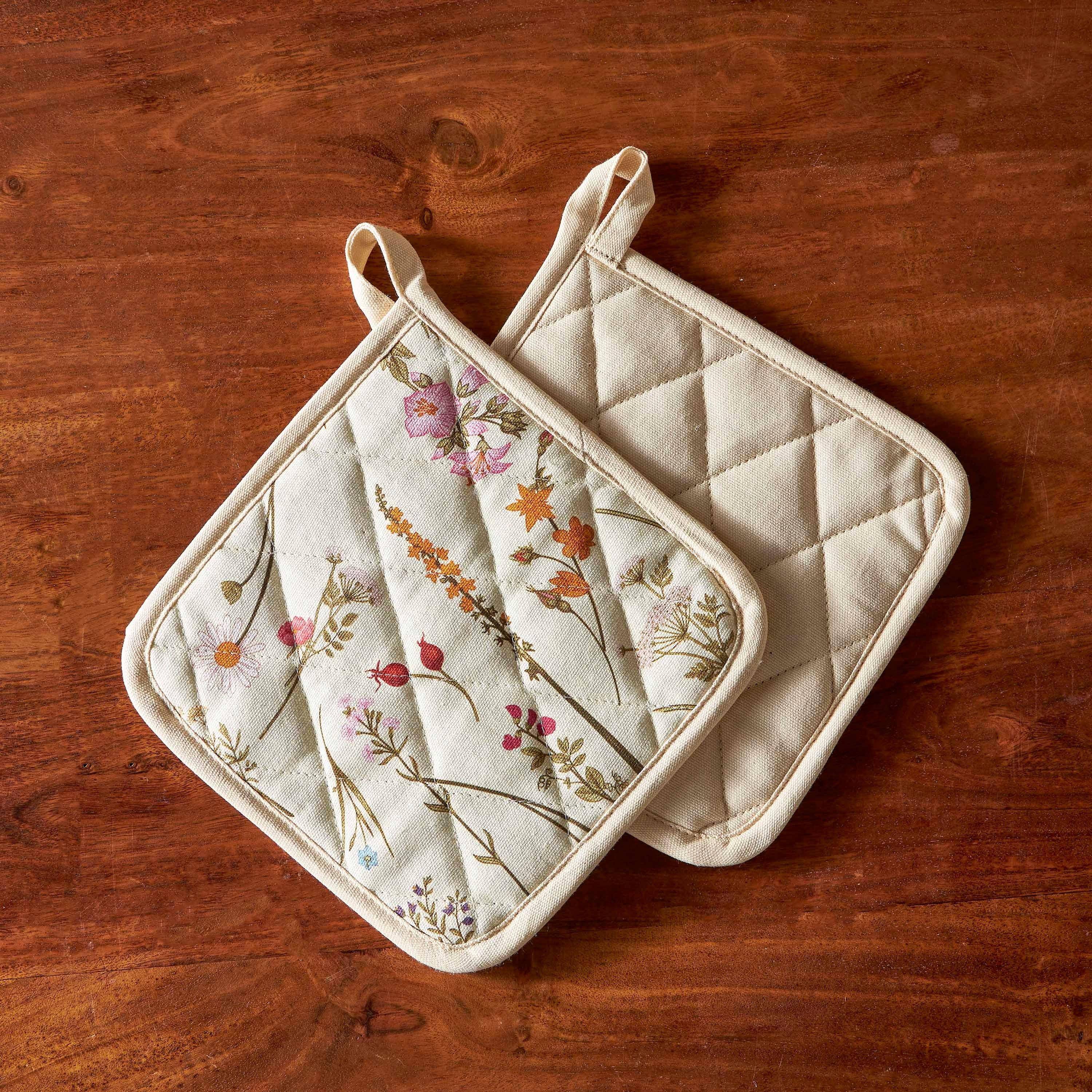 Garden Boho Pot Holder - Set of 2-household-kitchen-kitchenlinen-apronsmittsandpotholders-image-1
