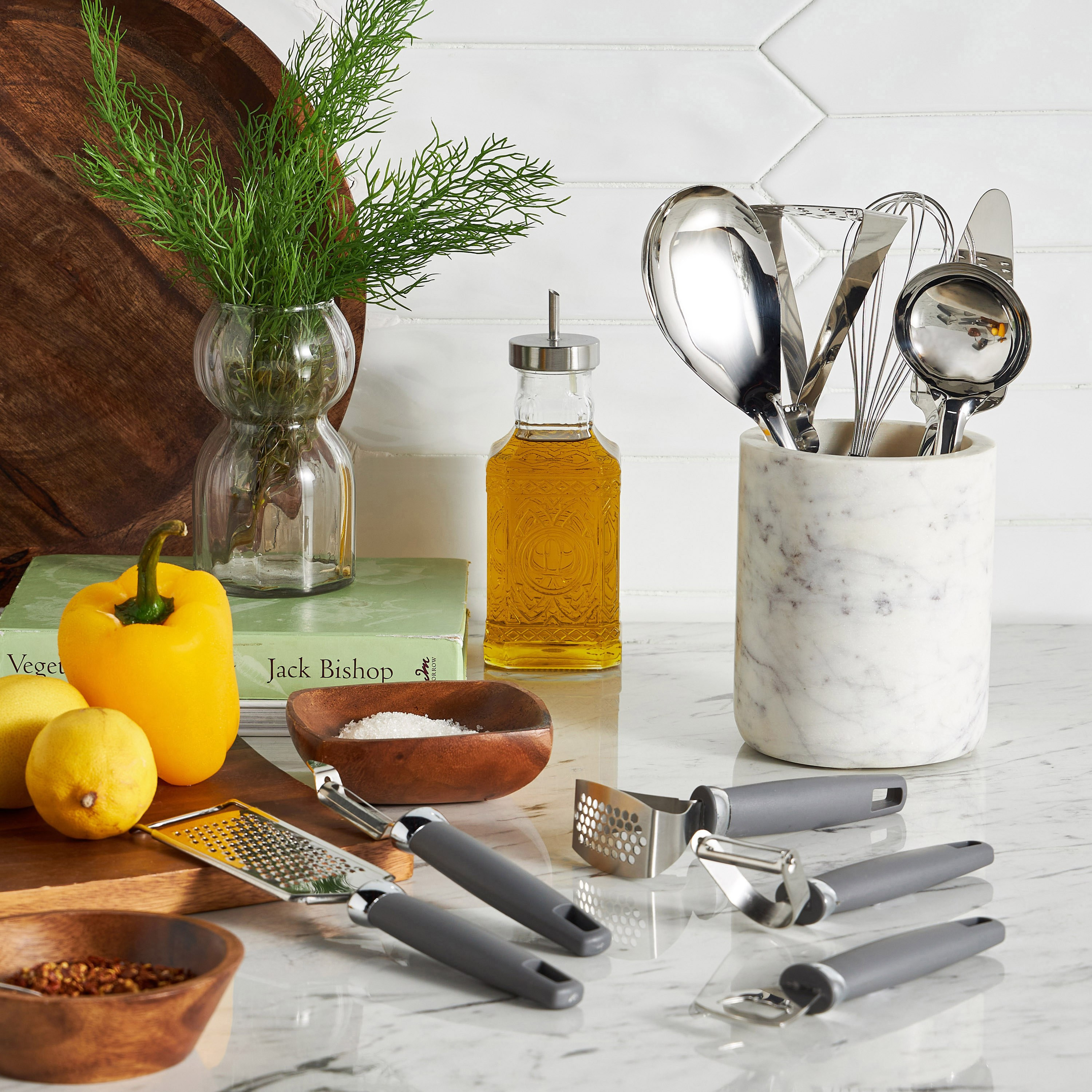 Devon Garlic Presser-household-kitchen-kitchentoolsandutensils-foodpreparationtools-image-3
