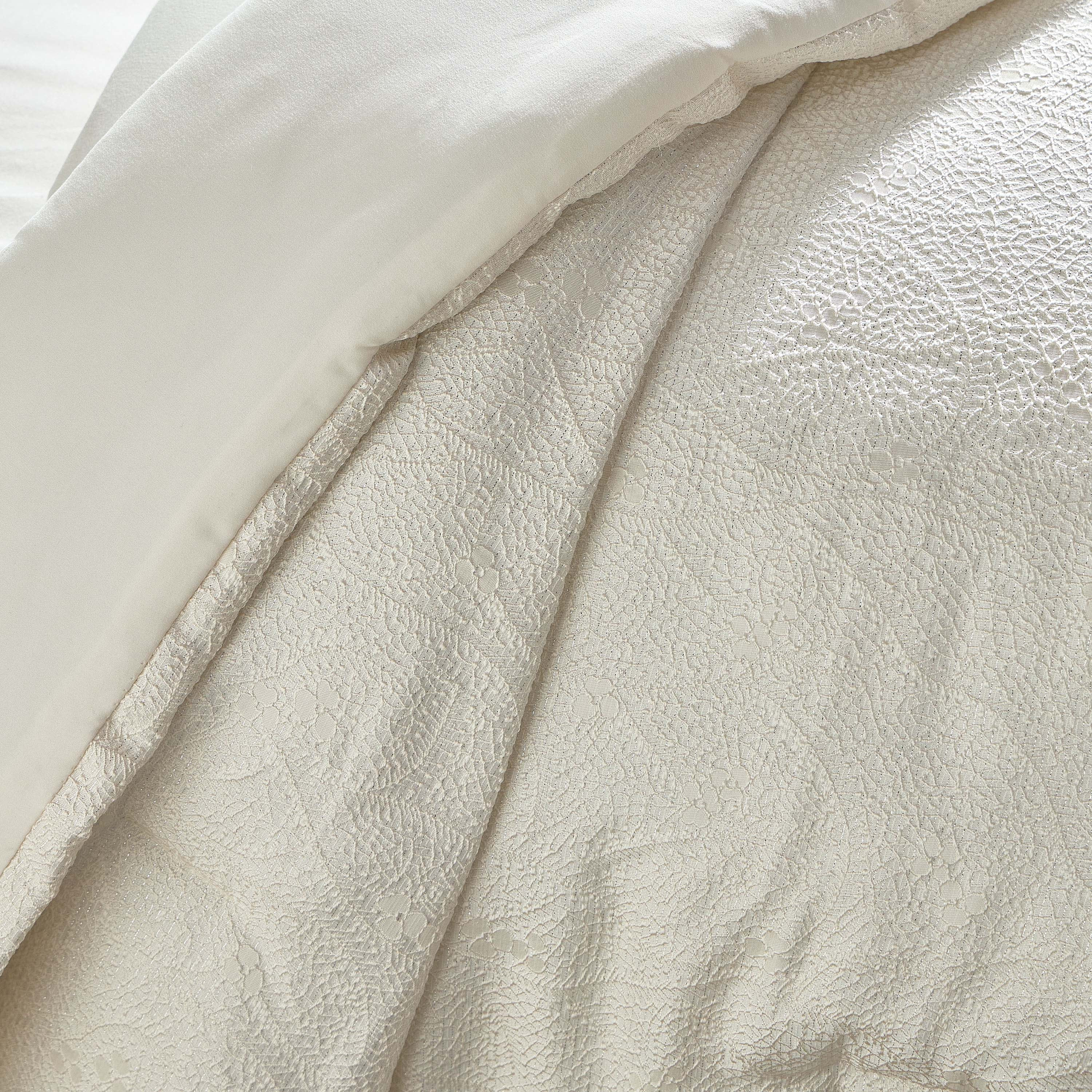 Halstead Jacquard 10-Piece Super King Comforter and Sheet Set - 250x260 cm-household-bedding-comfortersandbedspreads-bedinabag-image-3
