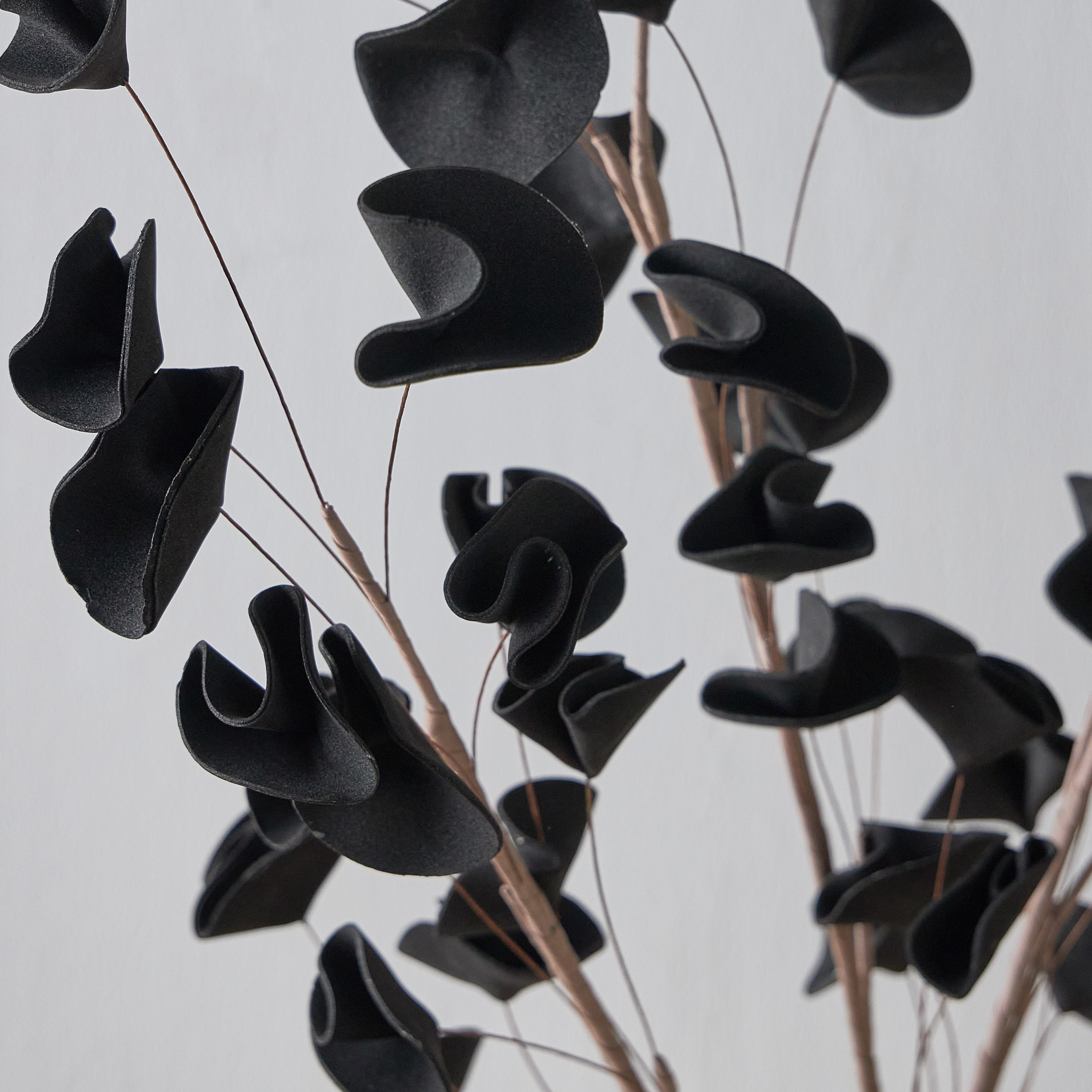 Water Lotus Leaves Stem - 125 cm-household-gardenandoutdoor-artificialflowersandplants-fillers-image-2