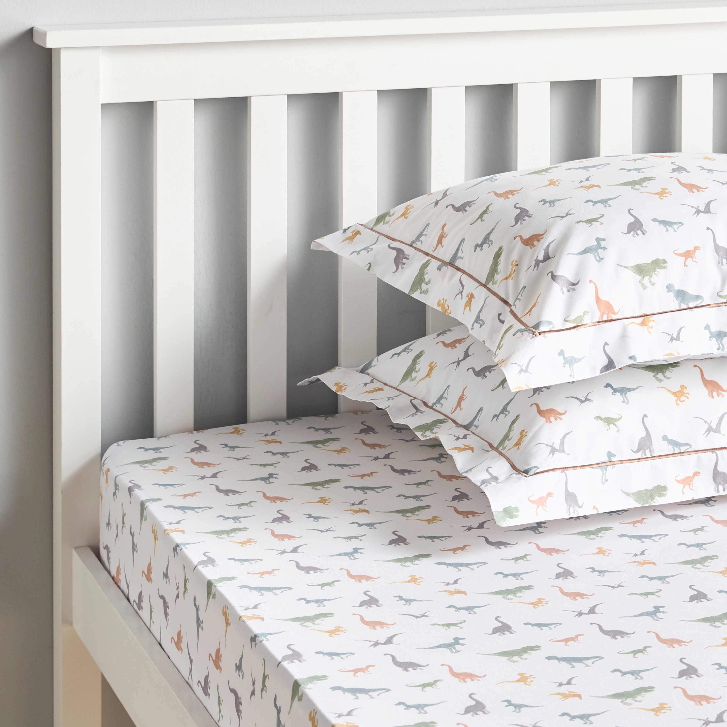 شرشف مطاطي كامل قطن بعدد خيوط 200 وطبعات ديناصورات - دريمز - 120x200 سم-babyandkids-beddingandwindows-bedding-fittedandflatsheets-image-4