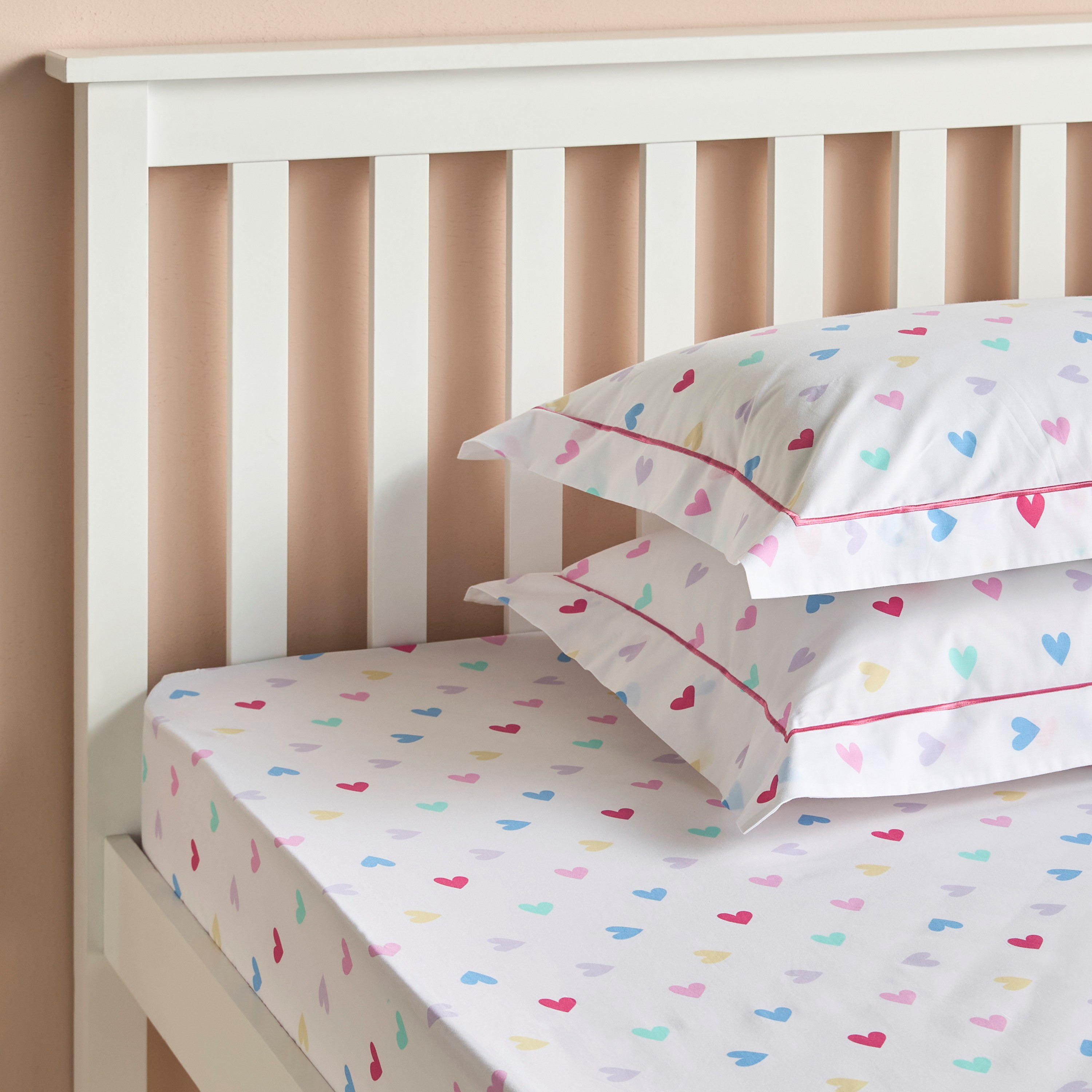 شرشف مطاطي فردي من القطن العضوي بعدد خيوط 200 وطبعات قلب - إيكو سناجل - 90x200 سم-babyandkids-beddingandwindows-bedding-fittedandflatsheets-image-4