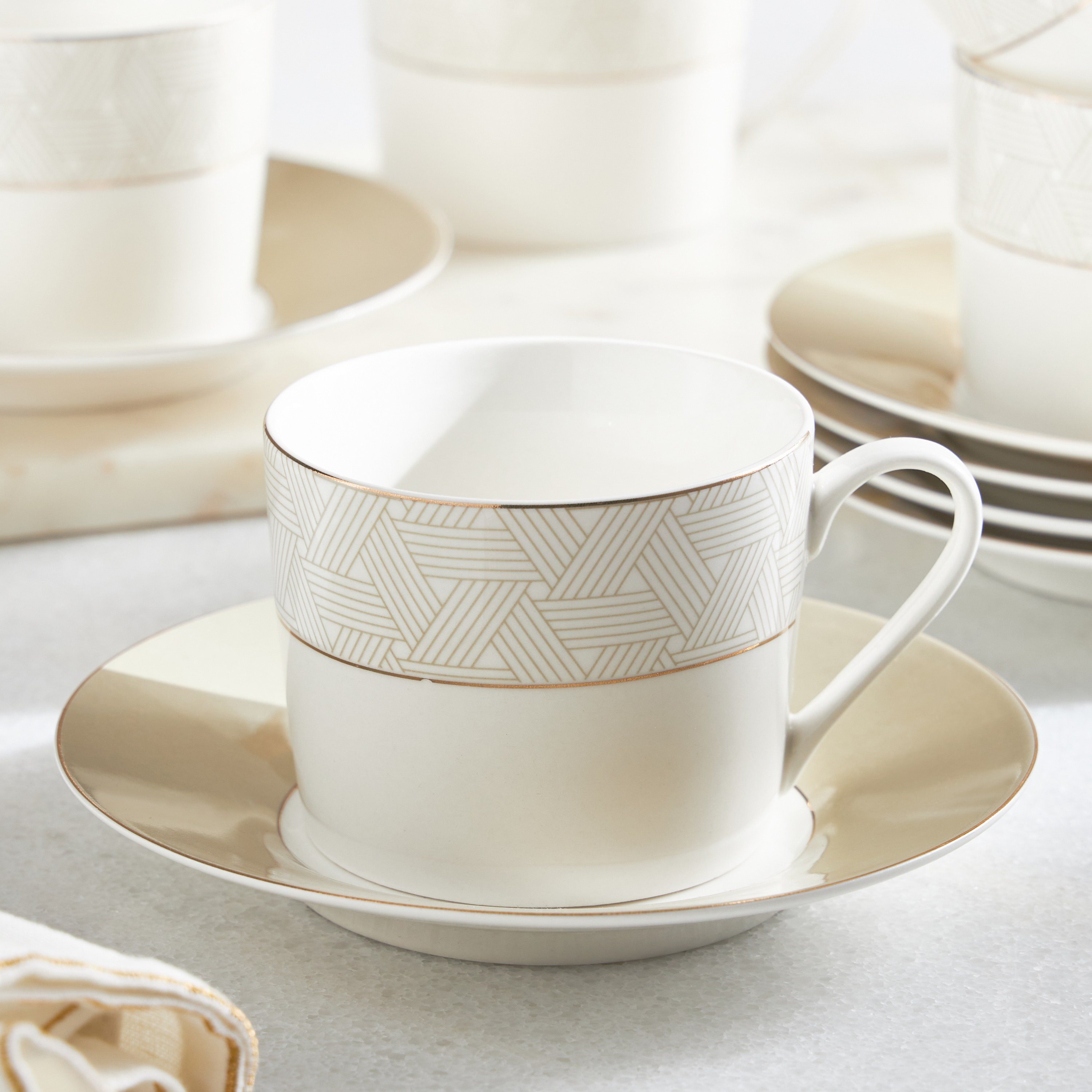 طقم فناجين وصحون خزف صيني 12 قطعة - نورا - 220 مل، لـ 6 أفراد-household-dining-teaandcoffee-teaandcoffeesets-image-2