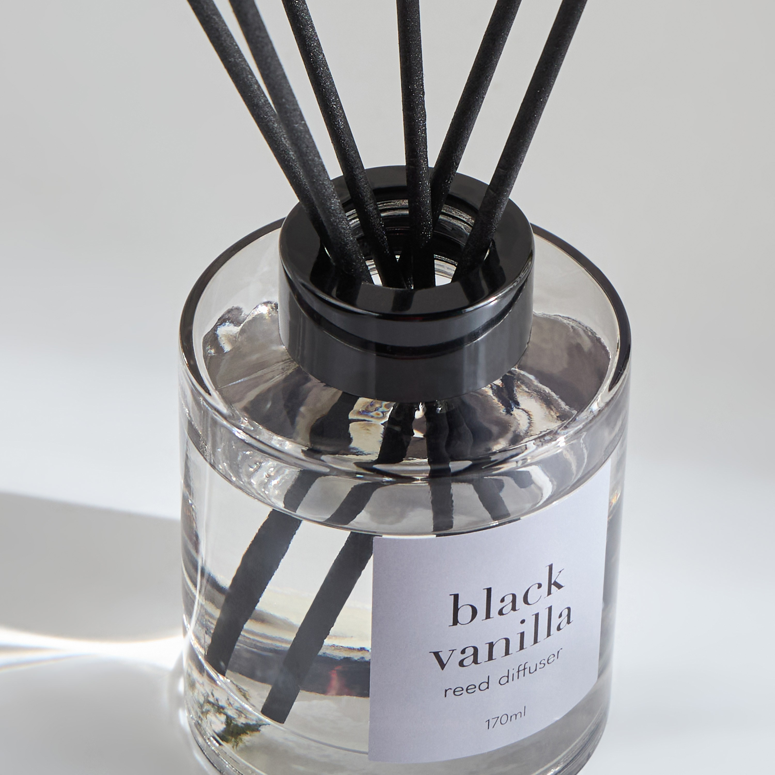 Asasi Black Vanilla Reed Diffuser - 170 ml-household-homefragrance-reeddiffusers-image-2