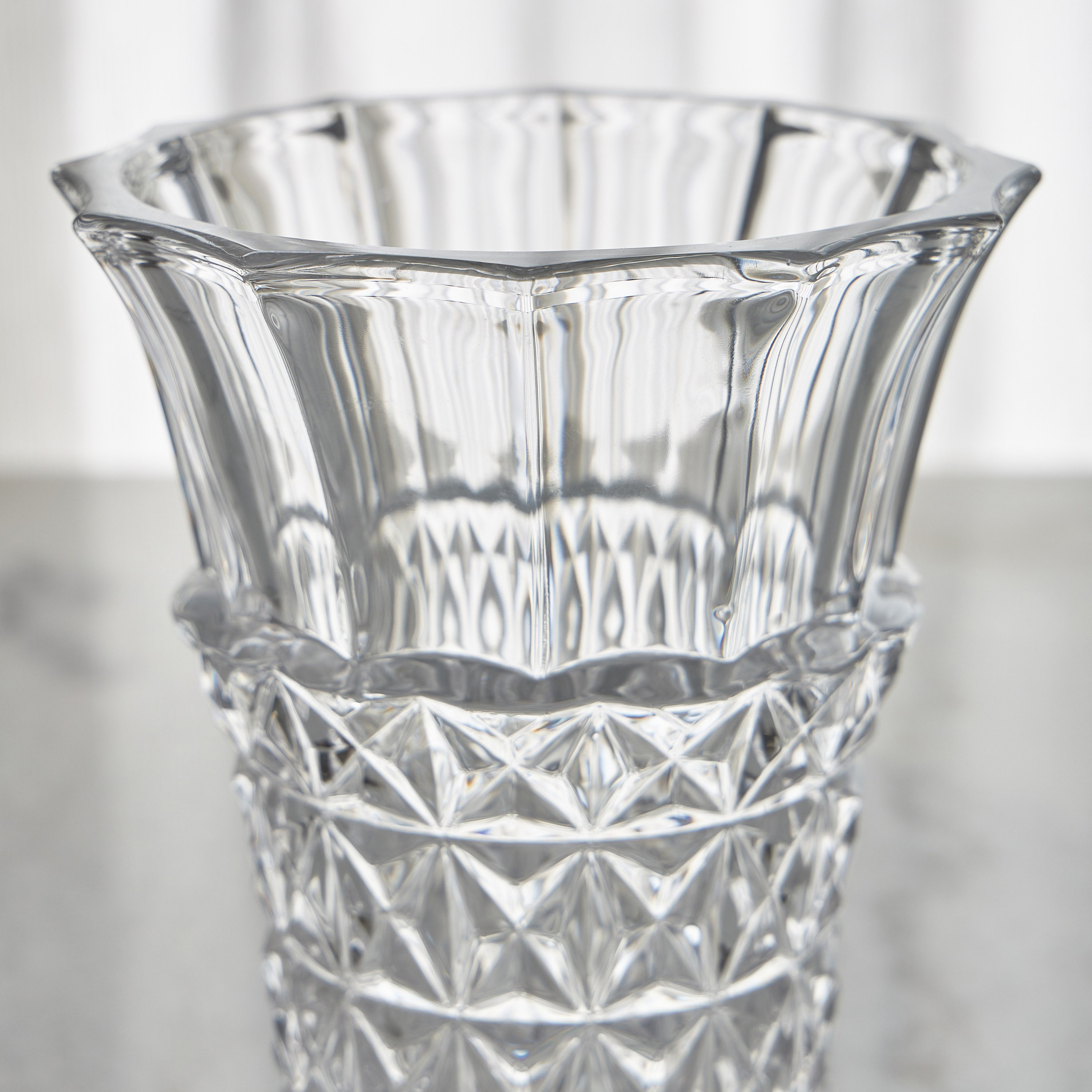 Aria Glass Vase - 29 cm-household-decor-vasesandbowls-image-2