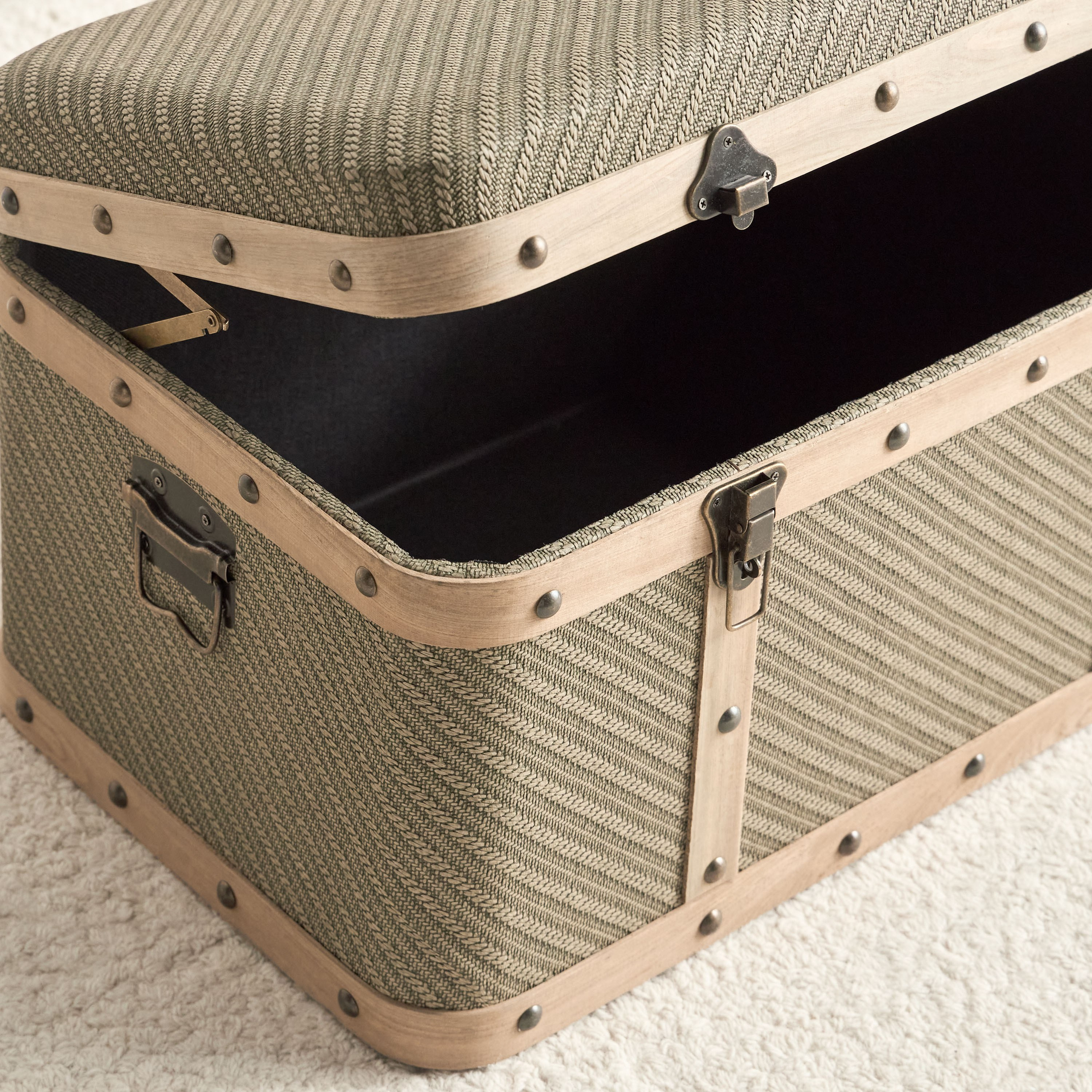 Zale Storage Trunk - 34cm-household-storage-storagesolutions-trunks-image-3