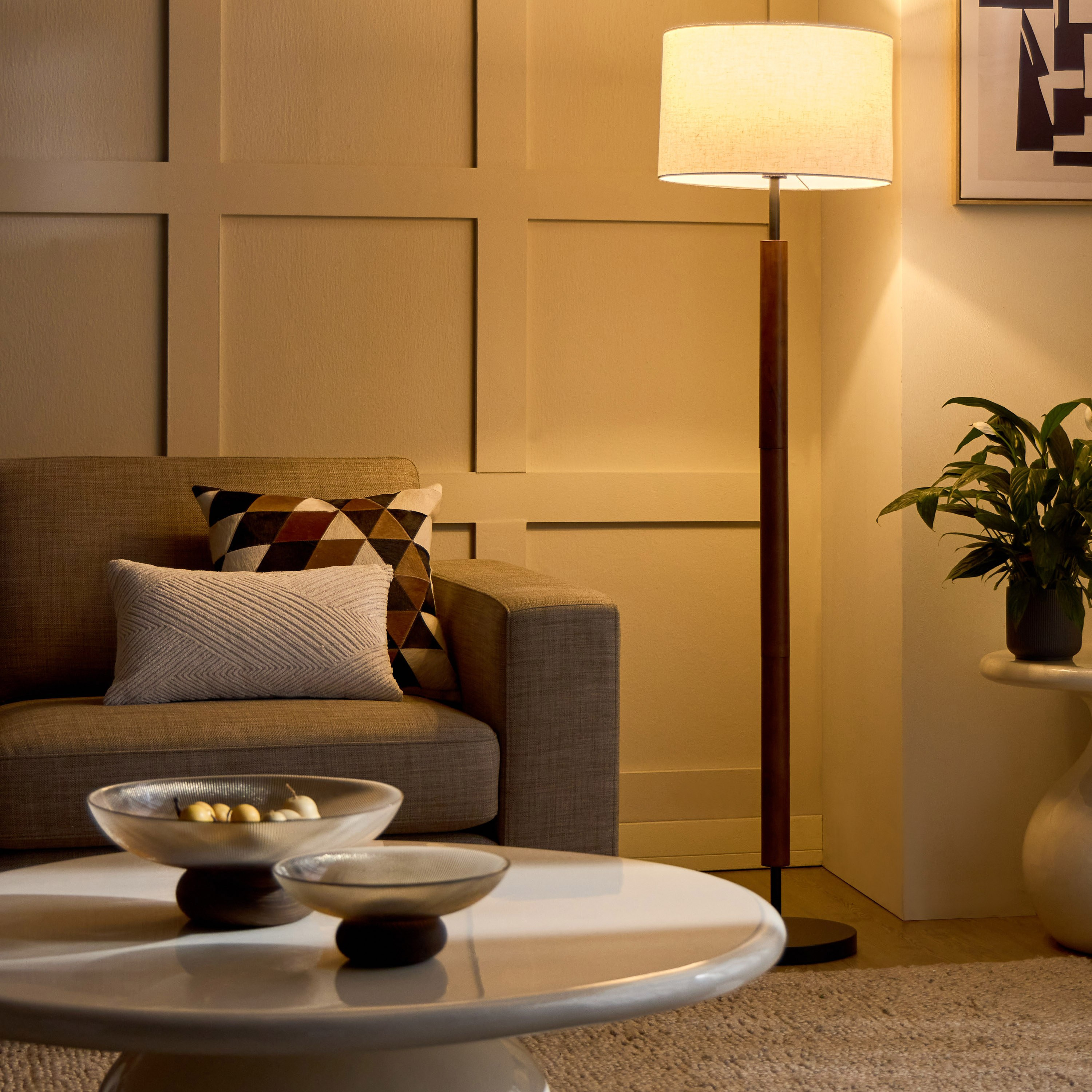 Finn Wooden Floor Lamp - 158 cm-household-lighting-floorlamps-image-4