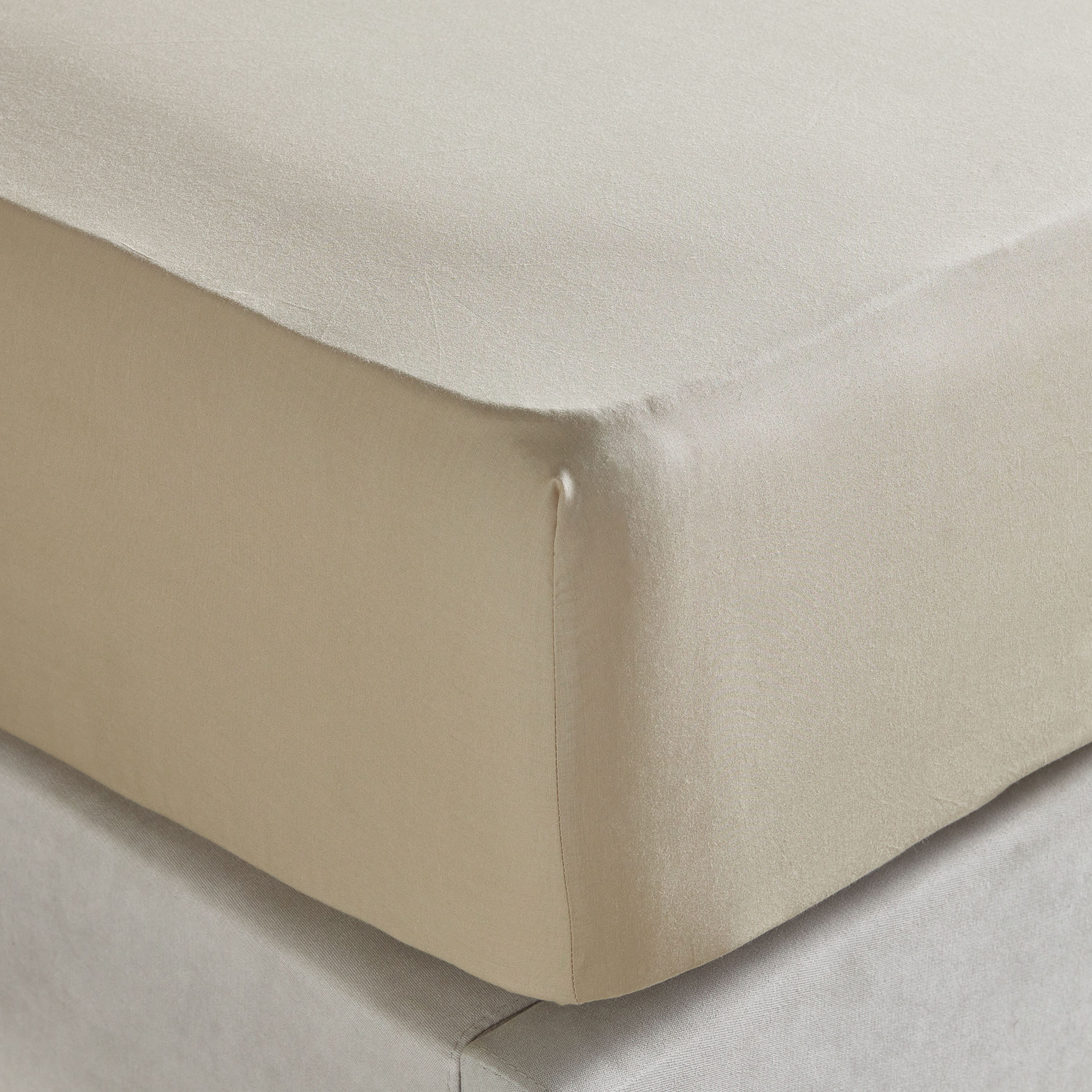 Essence Cotton Percale 144 Thread Count Queen Fitted Sheet - 160x200 cm-household-bedding-sheetsandpillowcases-fittedsheets-image-1
