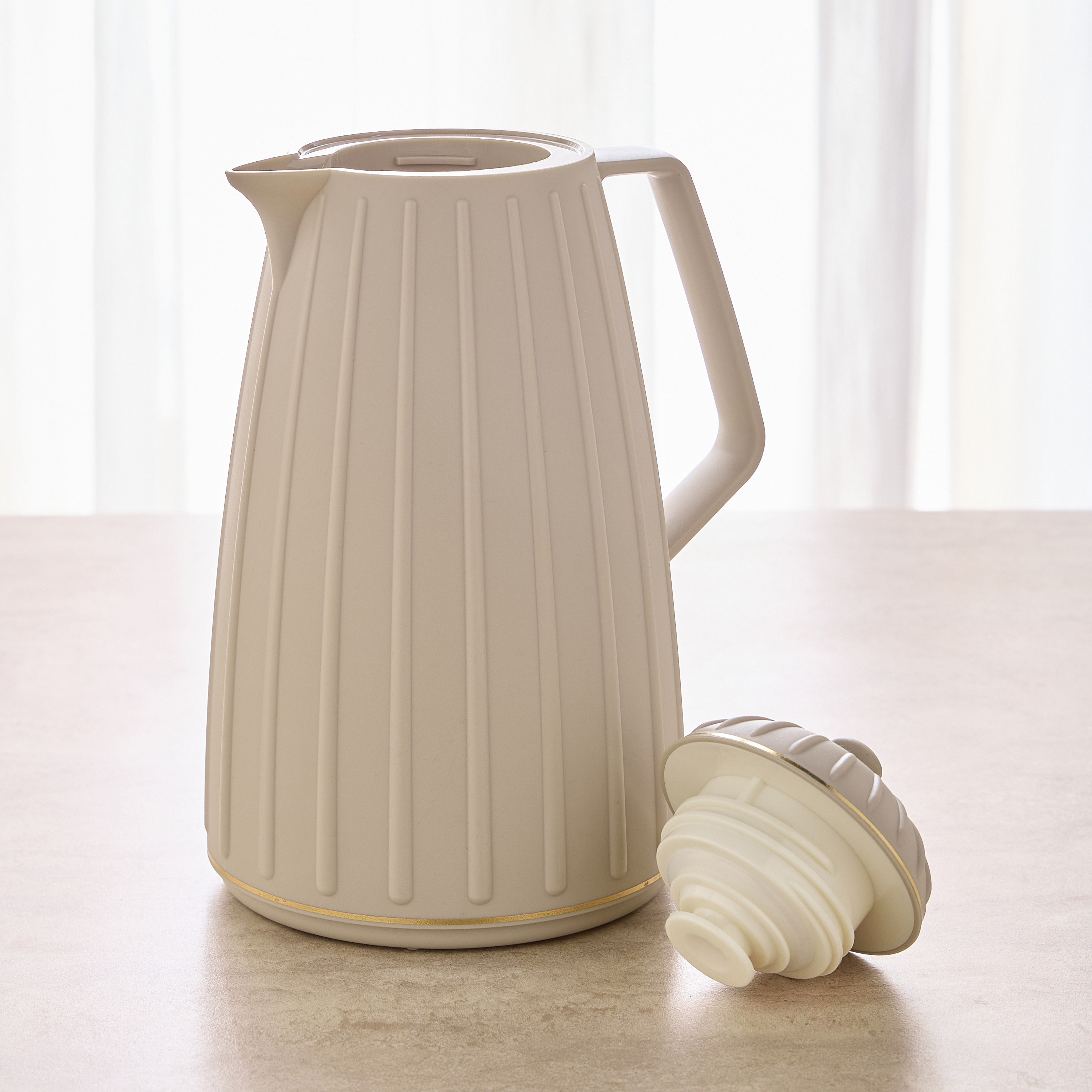 Noura Vacuum Flask - 1 L-household-dining-teaandcoffee-vacuumflaskscoffeeandteapots-image-2