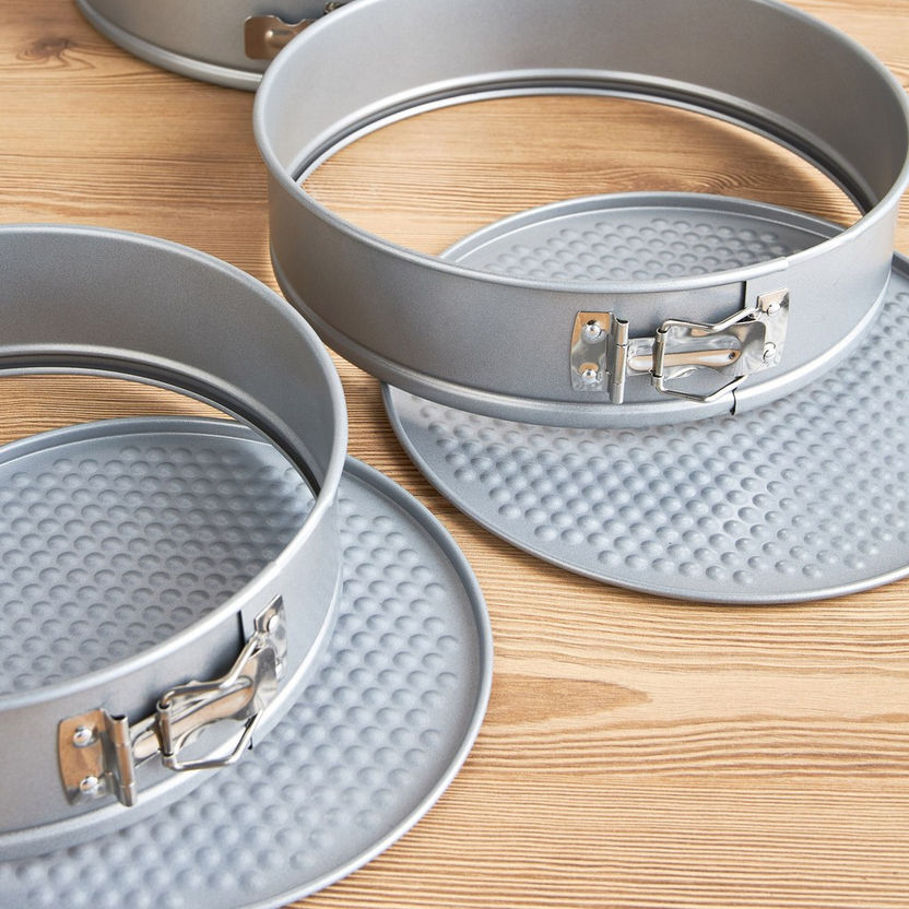 Shop Bake It 3-Piece Baking Cake Pan Set | Home Centre UAE
