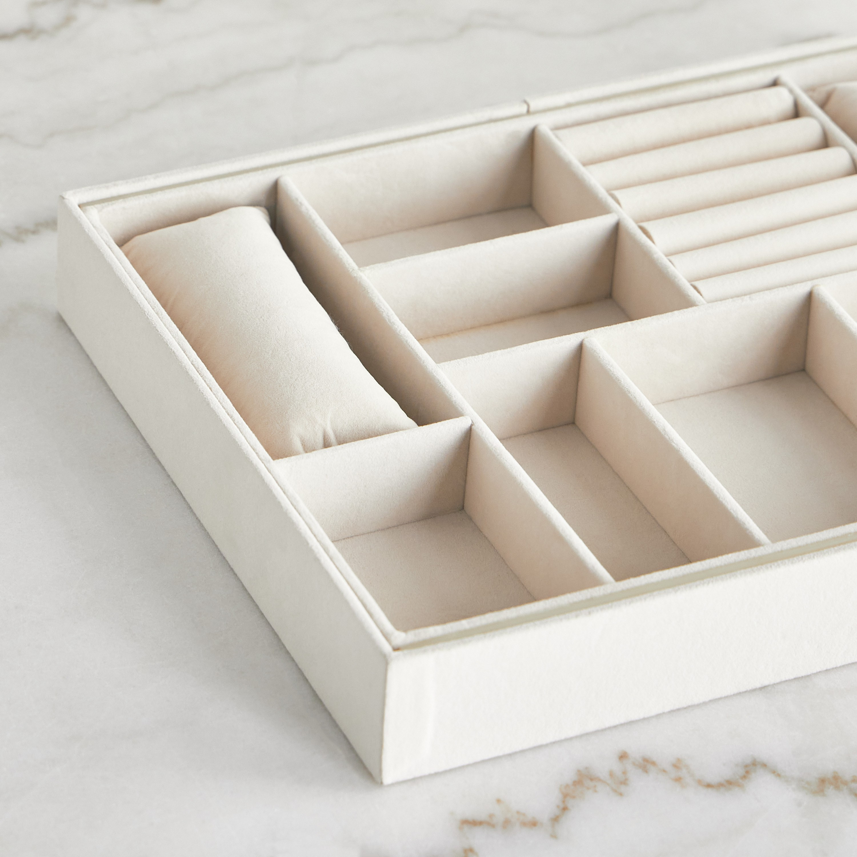 صينية مجوهرات قابلة للتمدد - فلوسكي-household-storage-jewelleryorganizing-jewellerytrays-image-3
