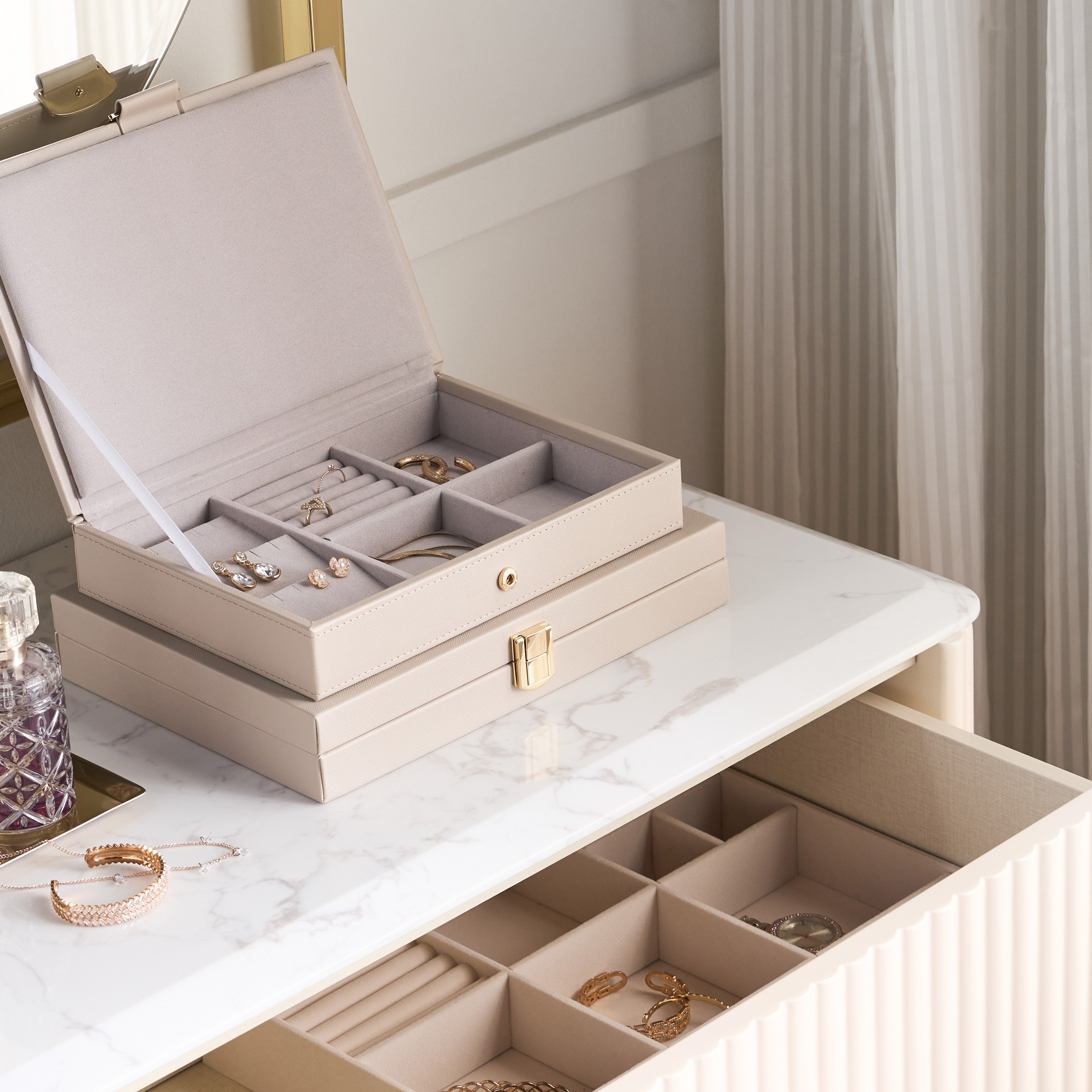 صينية مجوهرات 15 قسم - فلوسكي-household-storage-jewelleryorganizing-jewellerytrays-image-3