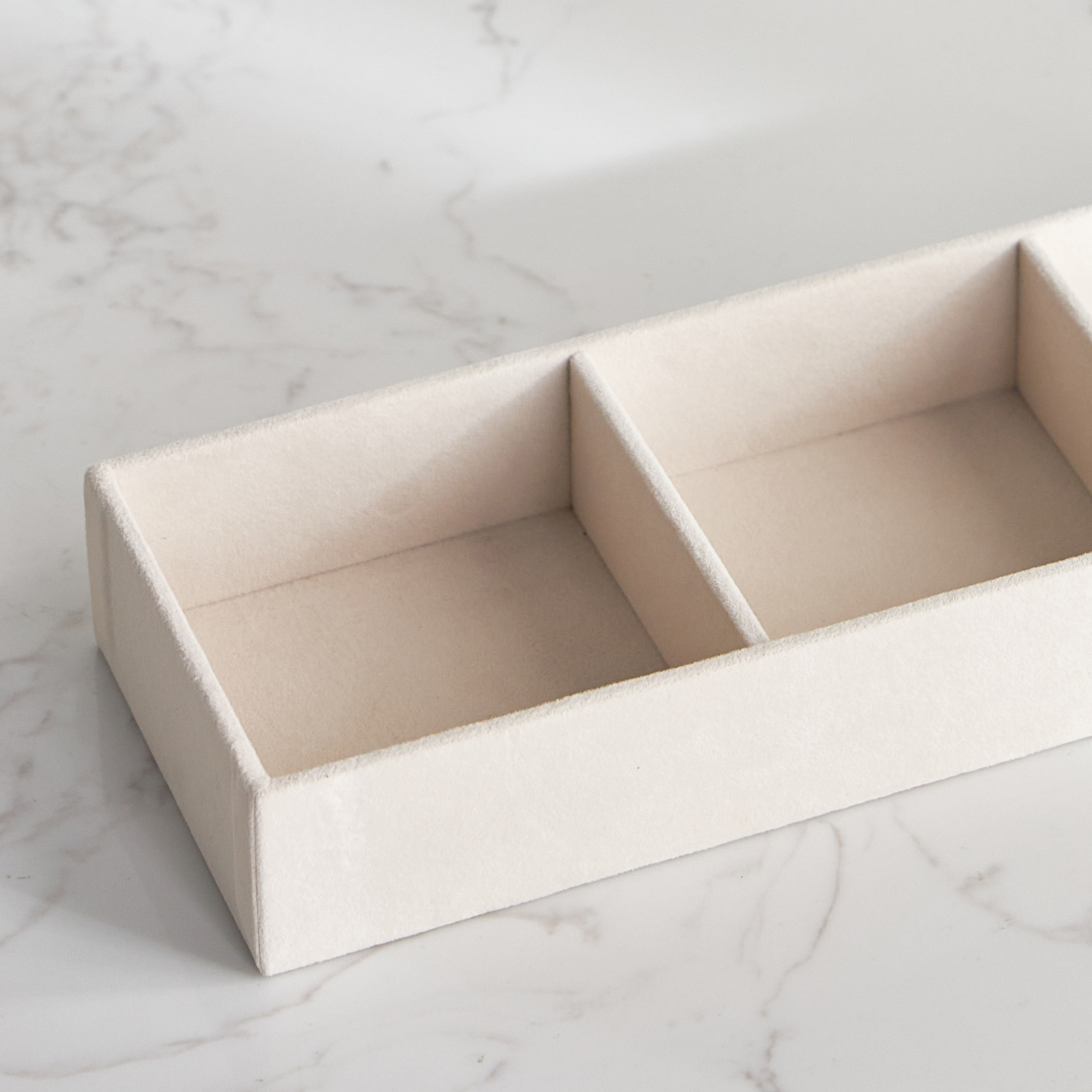 صينية مجوهرات 3 أقسام - فلوسكي-household-storage-jewelleryorganizing-jewellerytrays-image-2