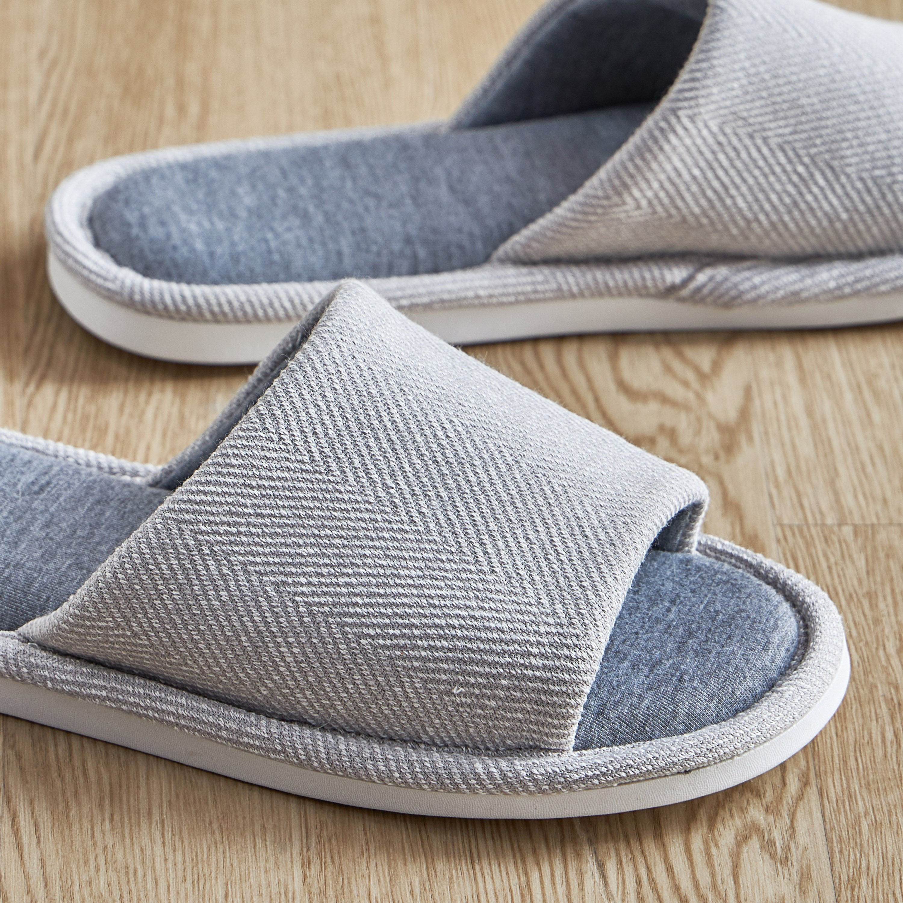 Bayou Indoor Slipper - Large to Extra Large-household-bathandlaundry-bathlinen-bathrobesandslippers-slippers-image-2