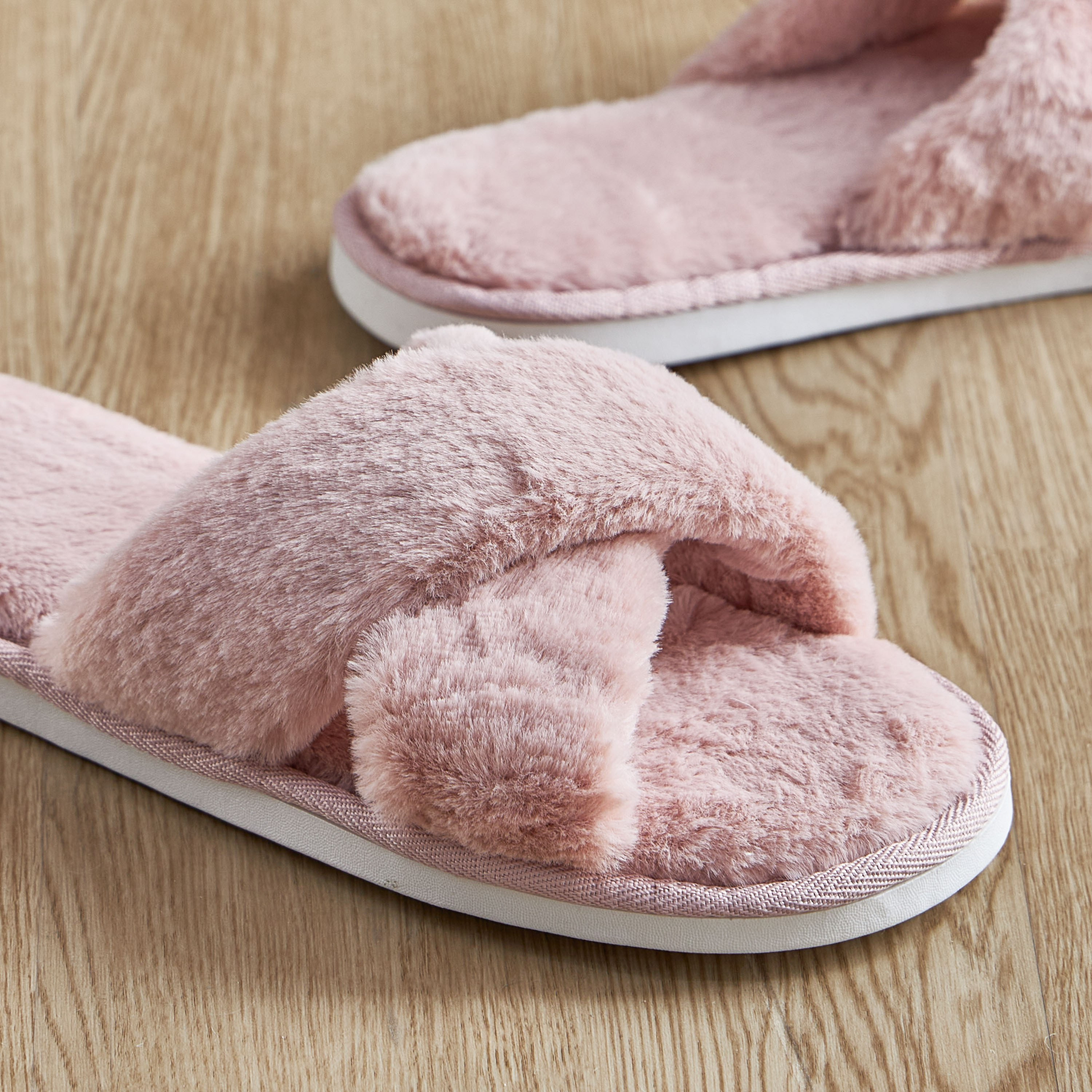 Swan Indoor Slides - Small to Medium-household-bathandlaundry-bathlinen-bathrobesandslippers-slippers-image-2
