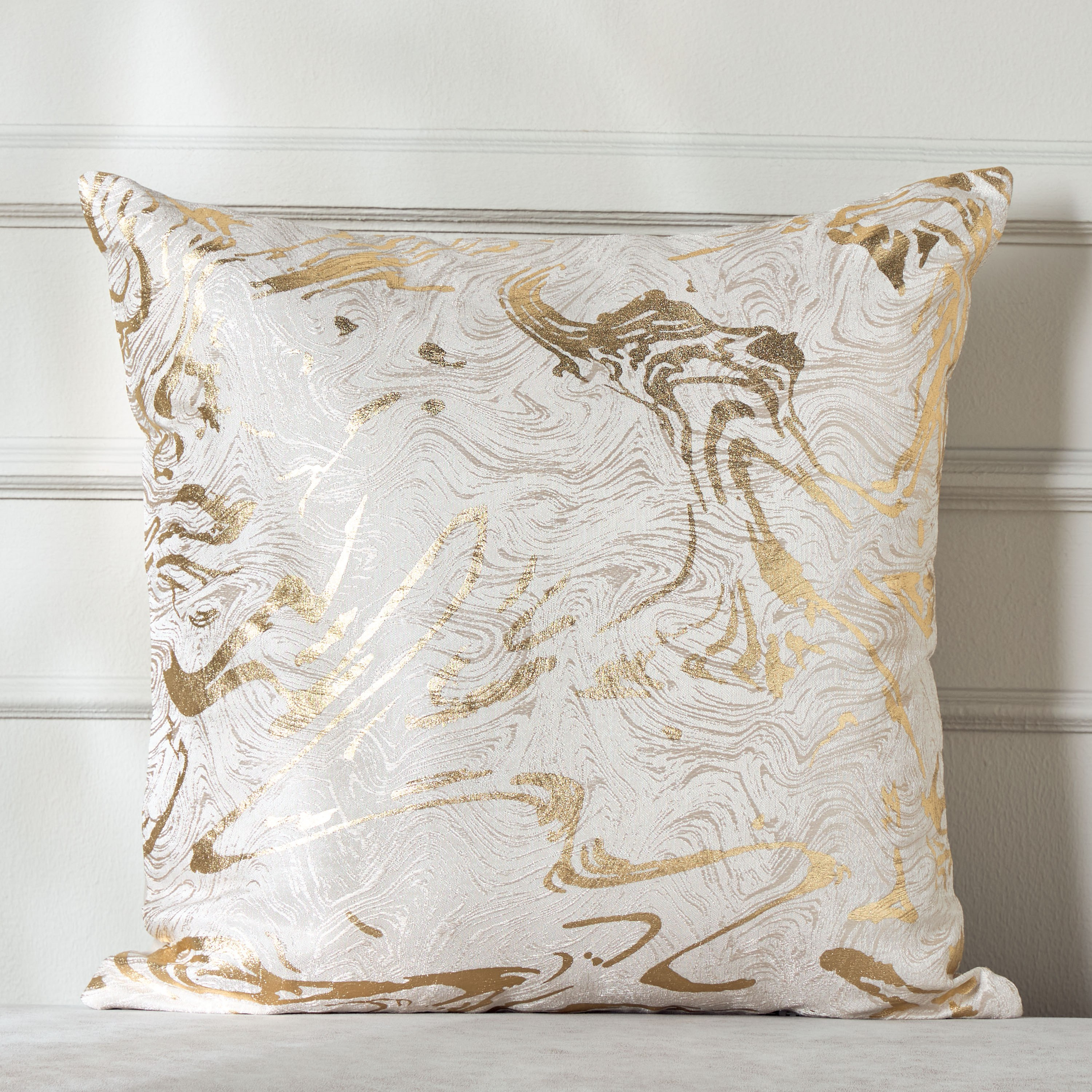 Foil print 2024 cushion covers