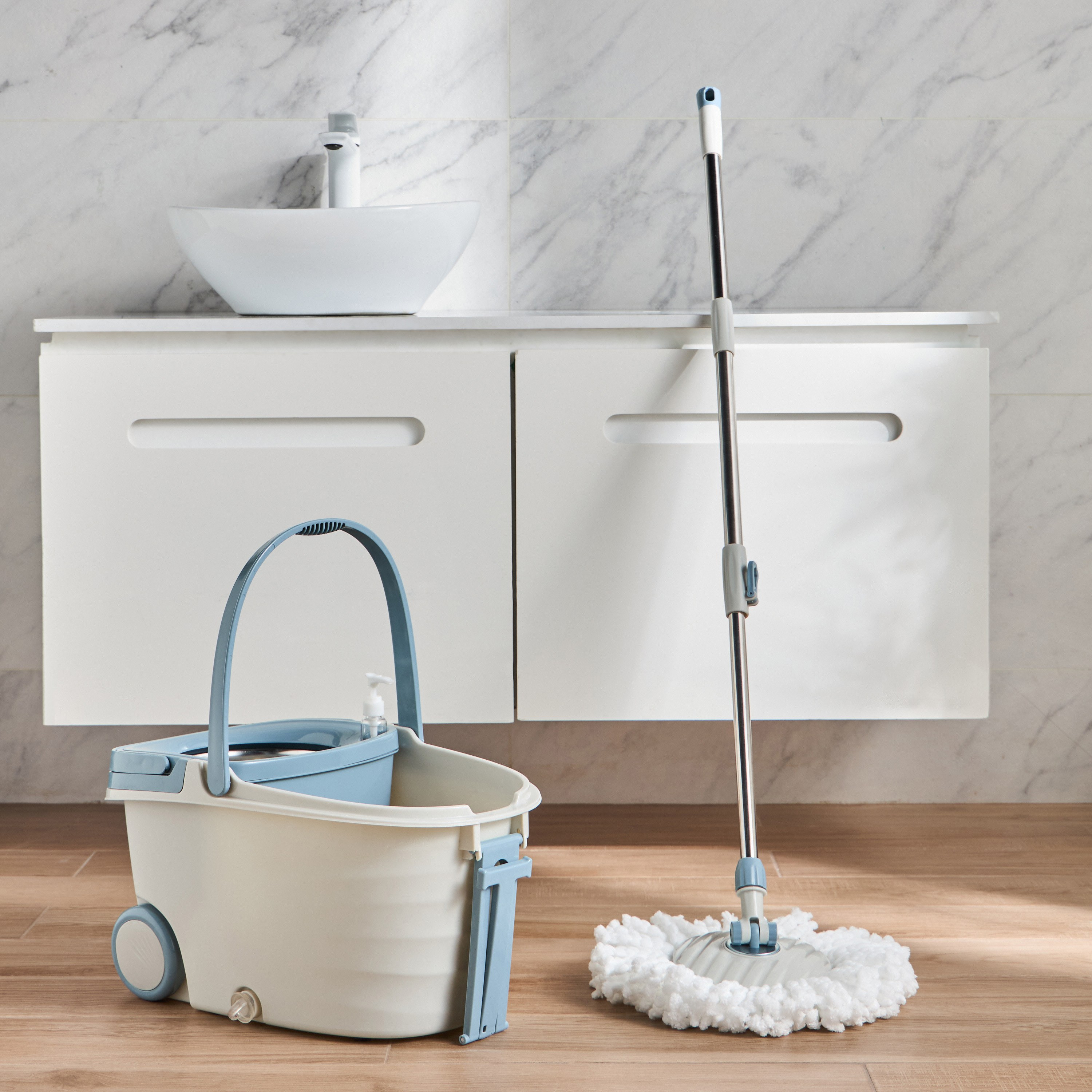 Quiki-Kleen Magic Mop Bucket