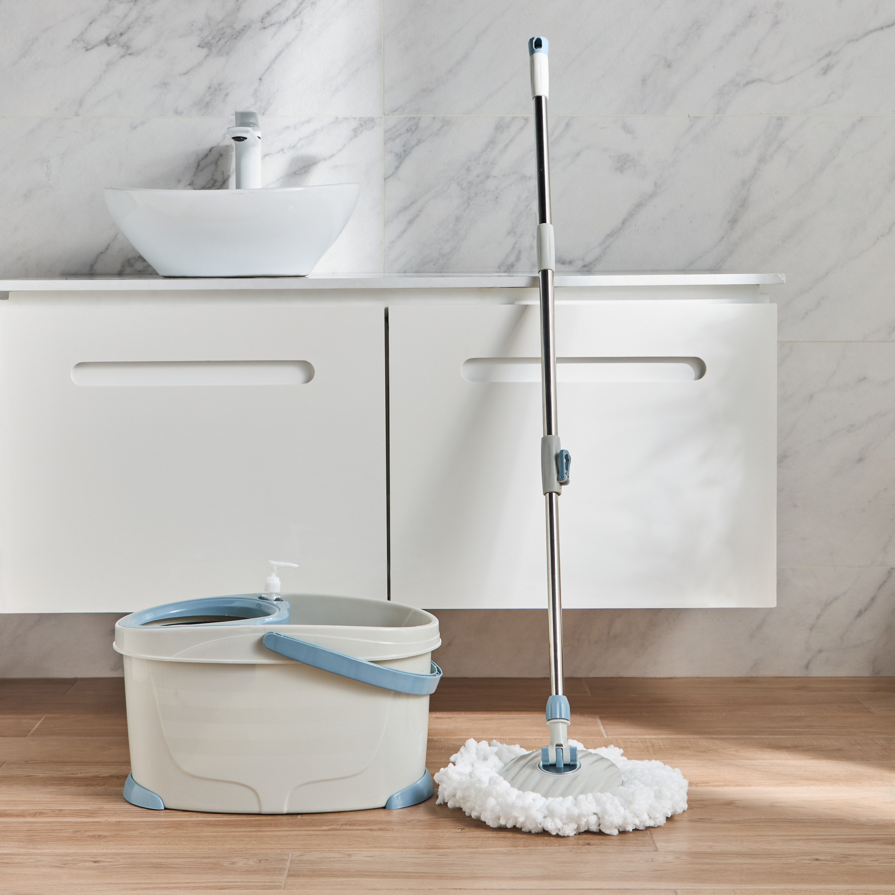 Quiki-Kleen Mop Bucket with 2 Mop Heads-household-bathandlaundry-cleaning-broomsmopsanddusters-image-1