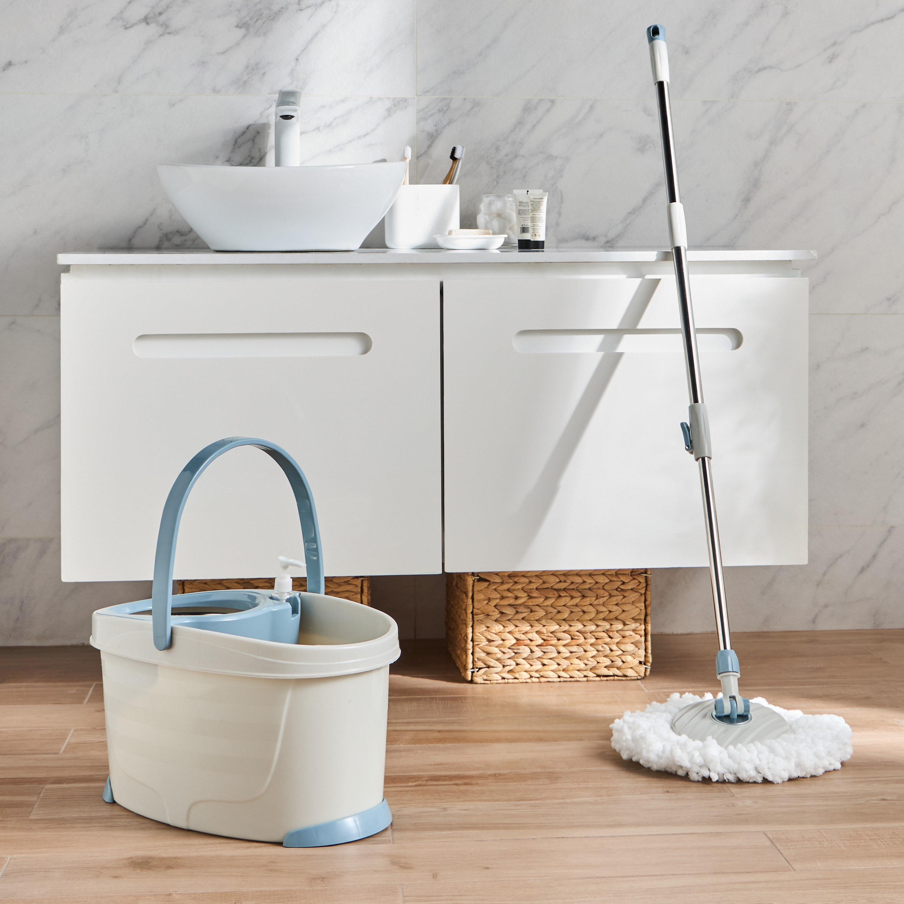 Quiki-Kleen Mop Bucket with 2 Mop Heads-household-bathandlaundry-cleaning-broomsmopsanddusters-image-7