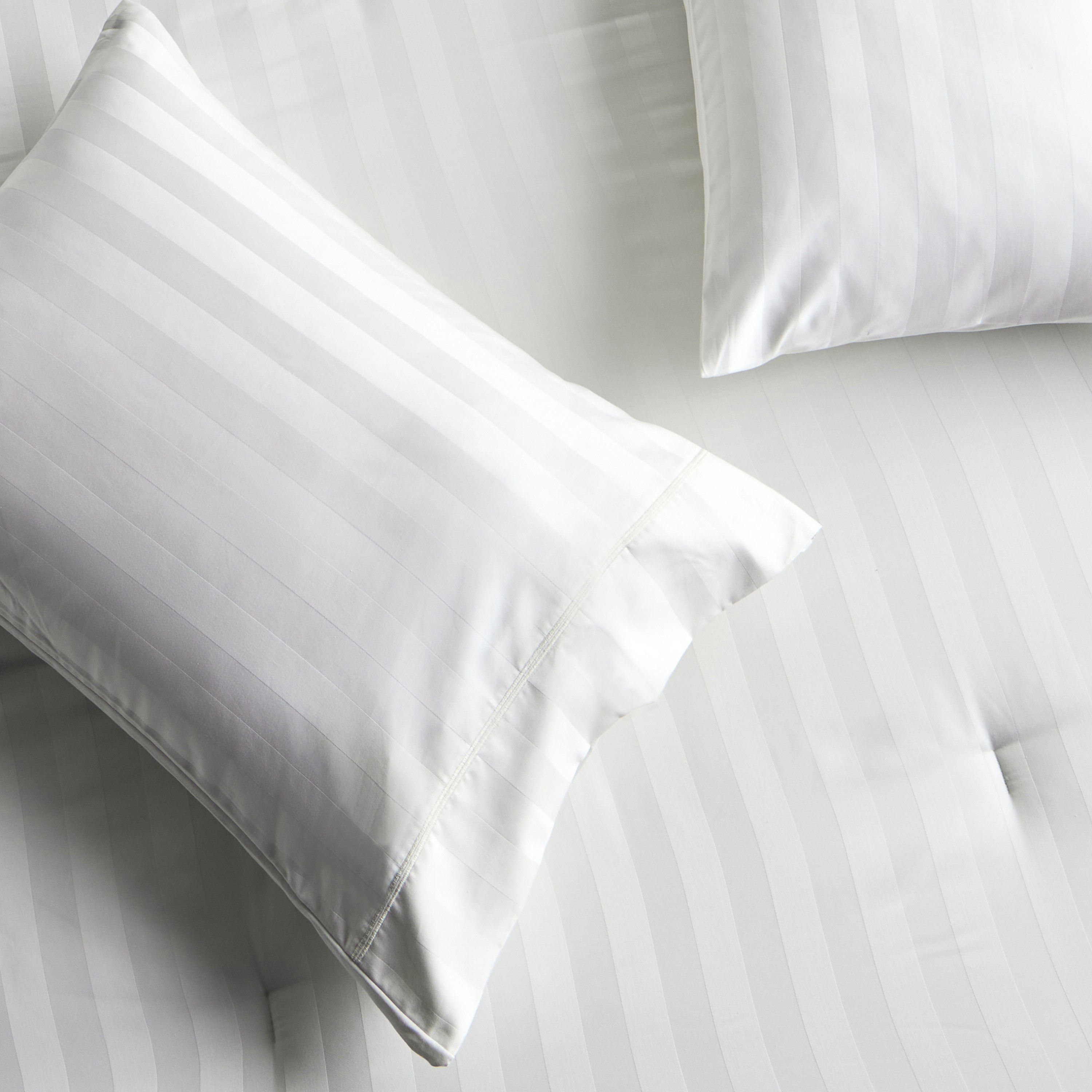 Satin Stripe Pima Cotton Sateen 525 Thread Count 3-Piece Full Comforter Set - 160x240 cm-household-bedding-comfortersandbedspreads-comforters-image-4