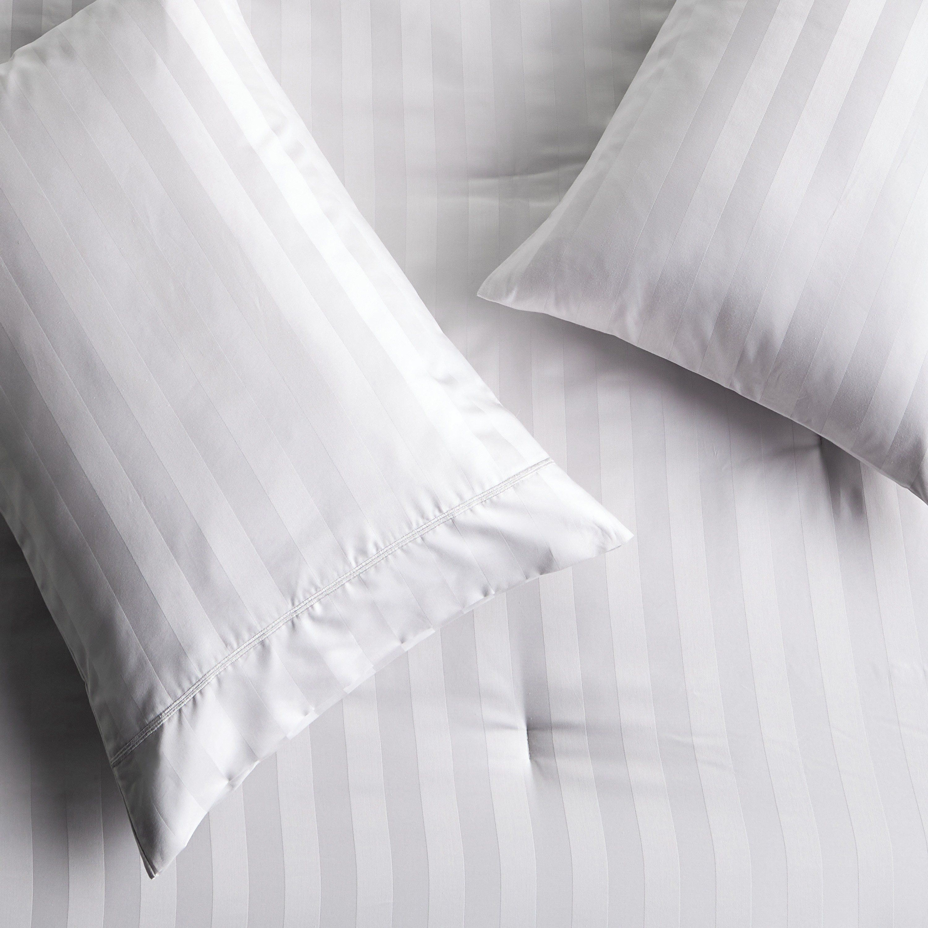 Satin Stripe Pima Cotton Sateen 525 Thread Count 3-Piece Full Comforter Set - 160x240 cm-household-bedding-comfortersandbedspreads-comforters-image-4